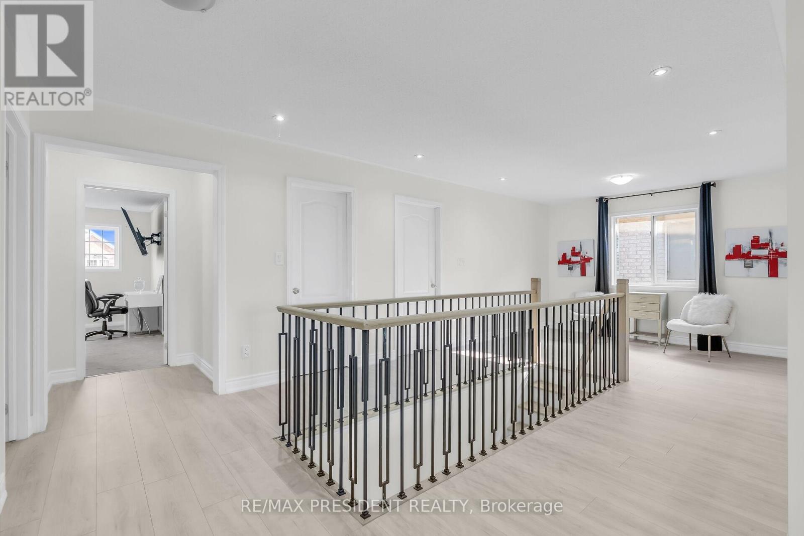 66 Bayhampton Drive, Brampton, Ontario  L6P 2S7 - Photo 19 - W12339329