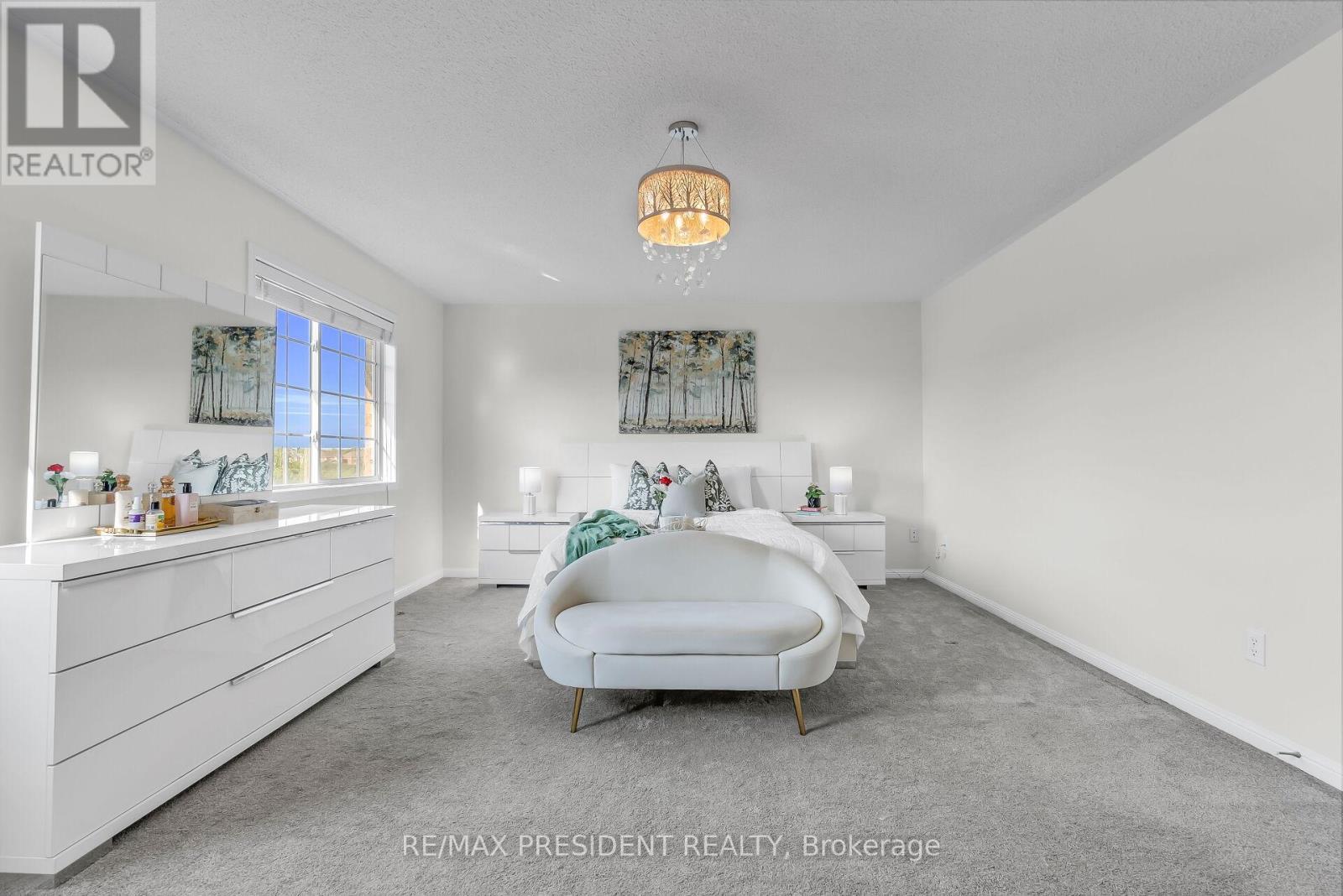 66 Bayhampton Drive, Brampton, Ontario  L6P 2S7 - Photo 21 - W12339329