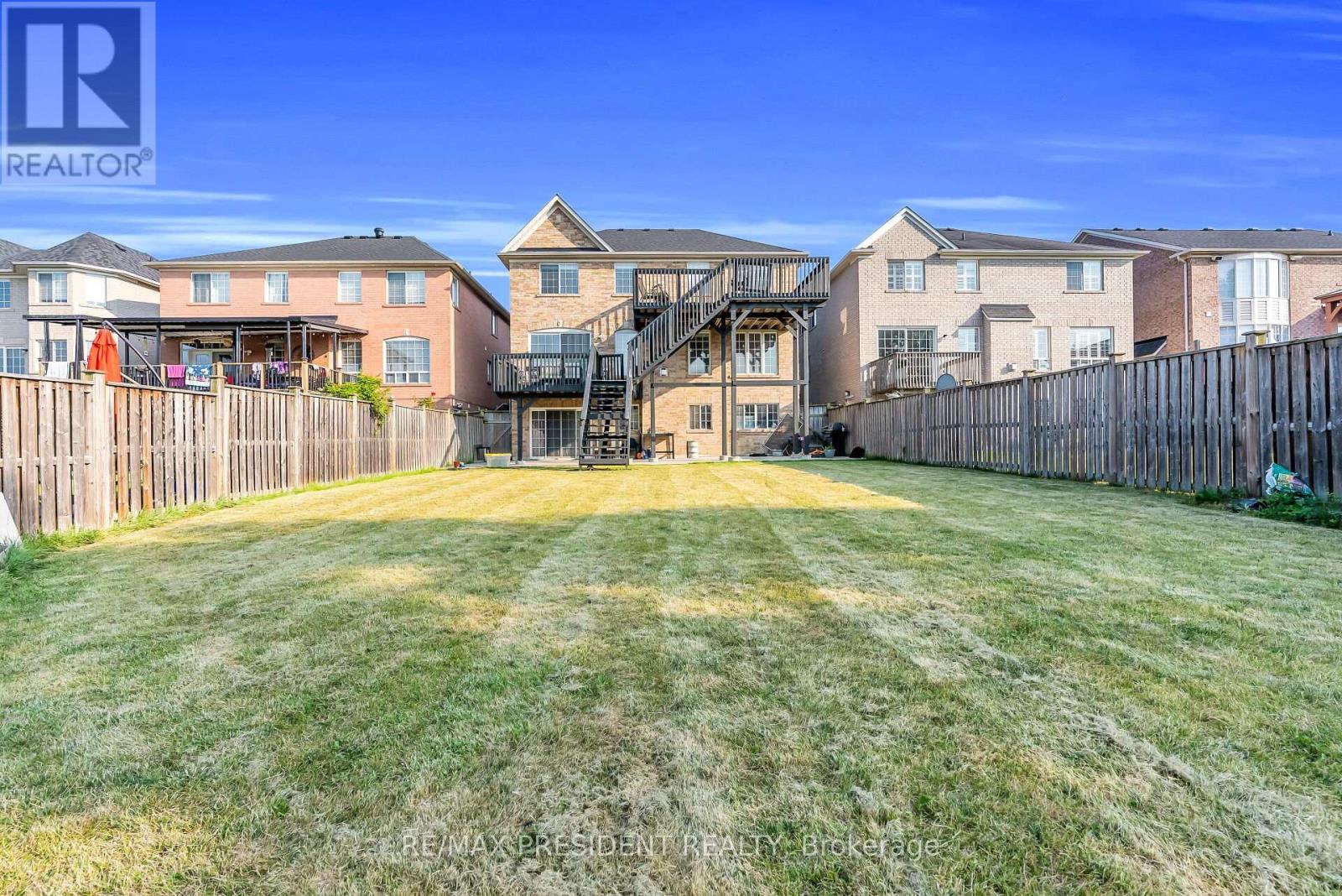66 Bayhampton Drive, Brampton, Ontario  L6P 2S7 - Photo 43 - W12339329