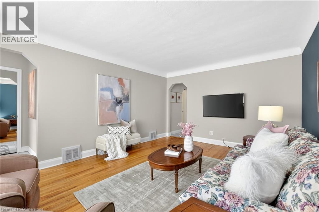 56 West 1st Street, Hamilton, Ontario  L9C 3C1 - Photo 6 - 40759539