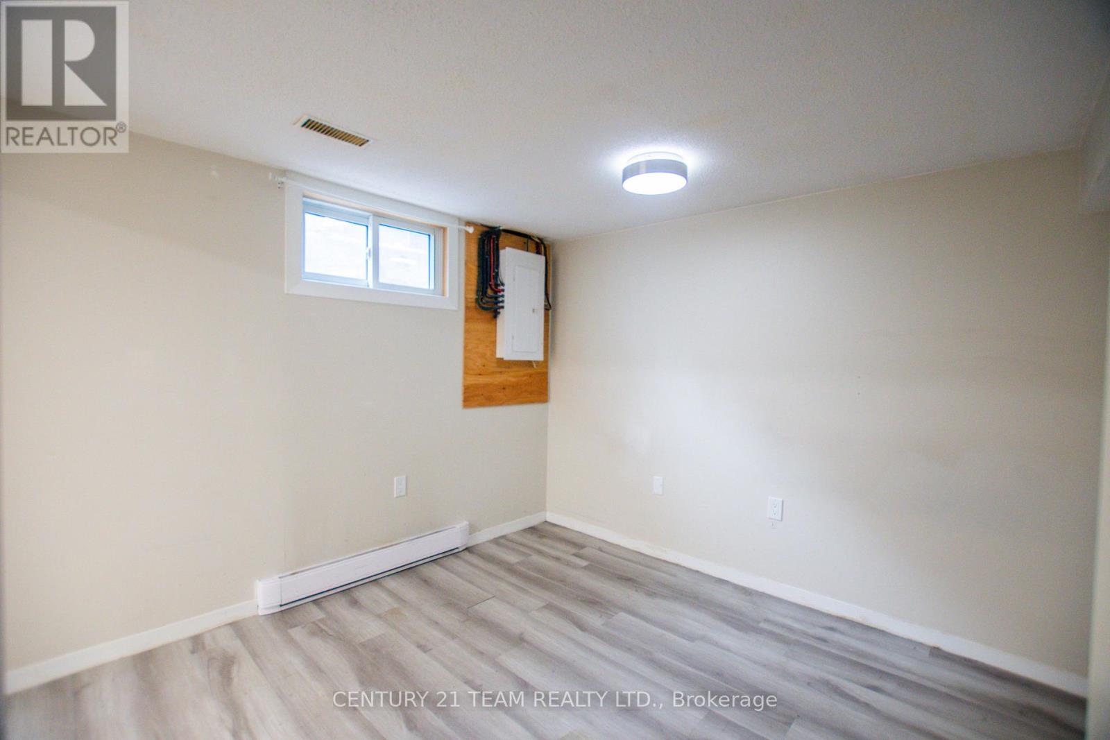 10 Sovereign Drive, North Bay, Ontario  P1A 2X9 - Photo 24 - X12339173