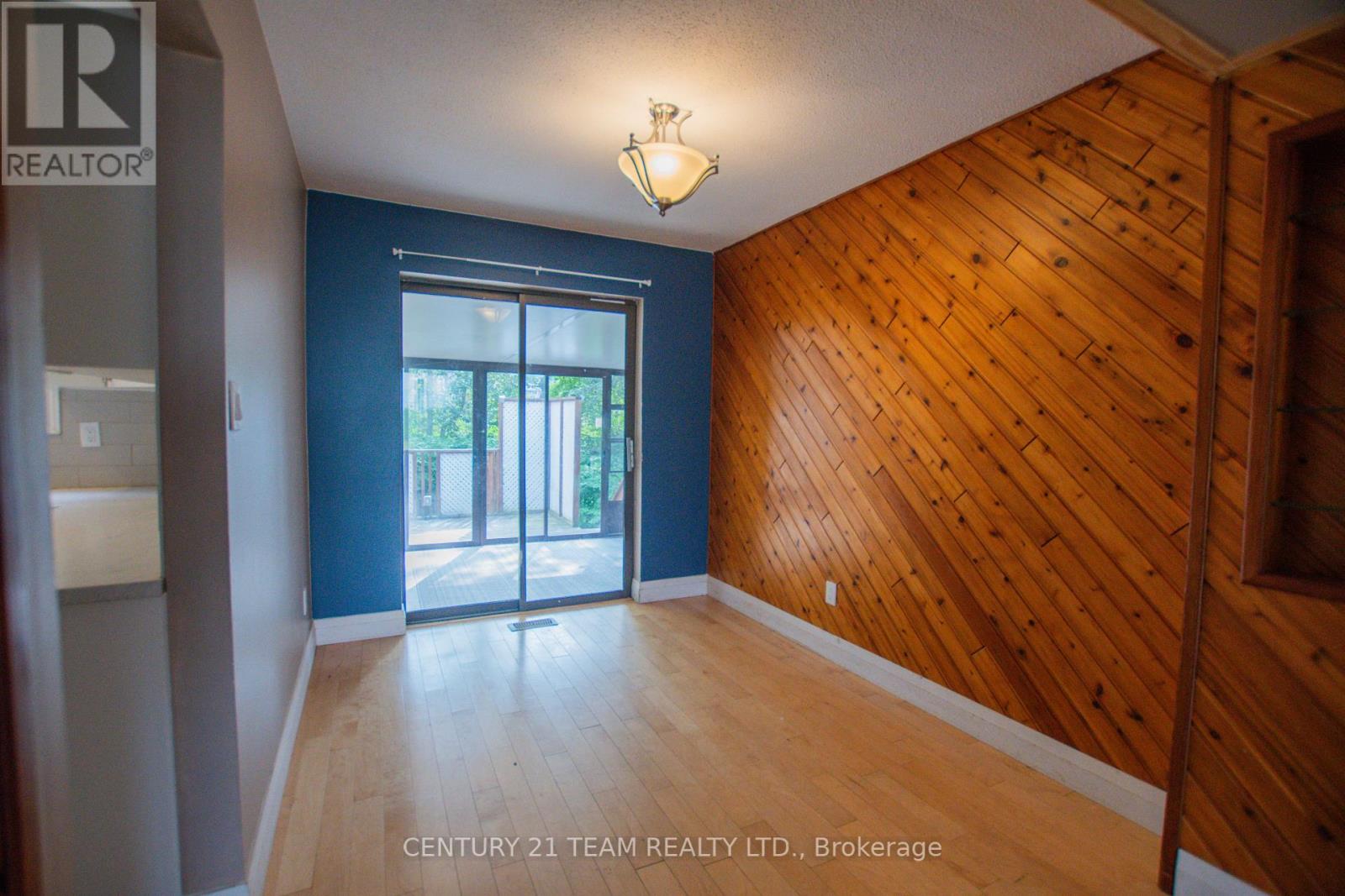 Property at 10 SOVEREIGN DRIVE image 4