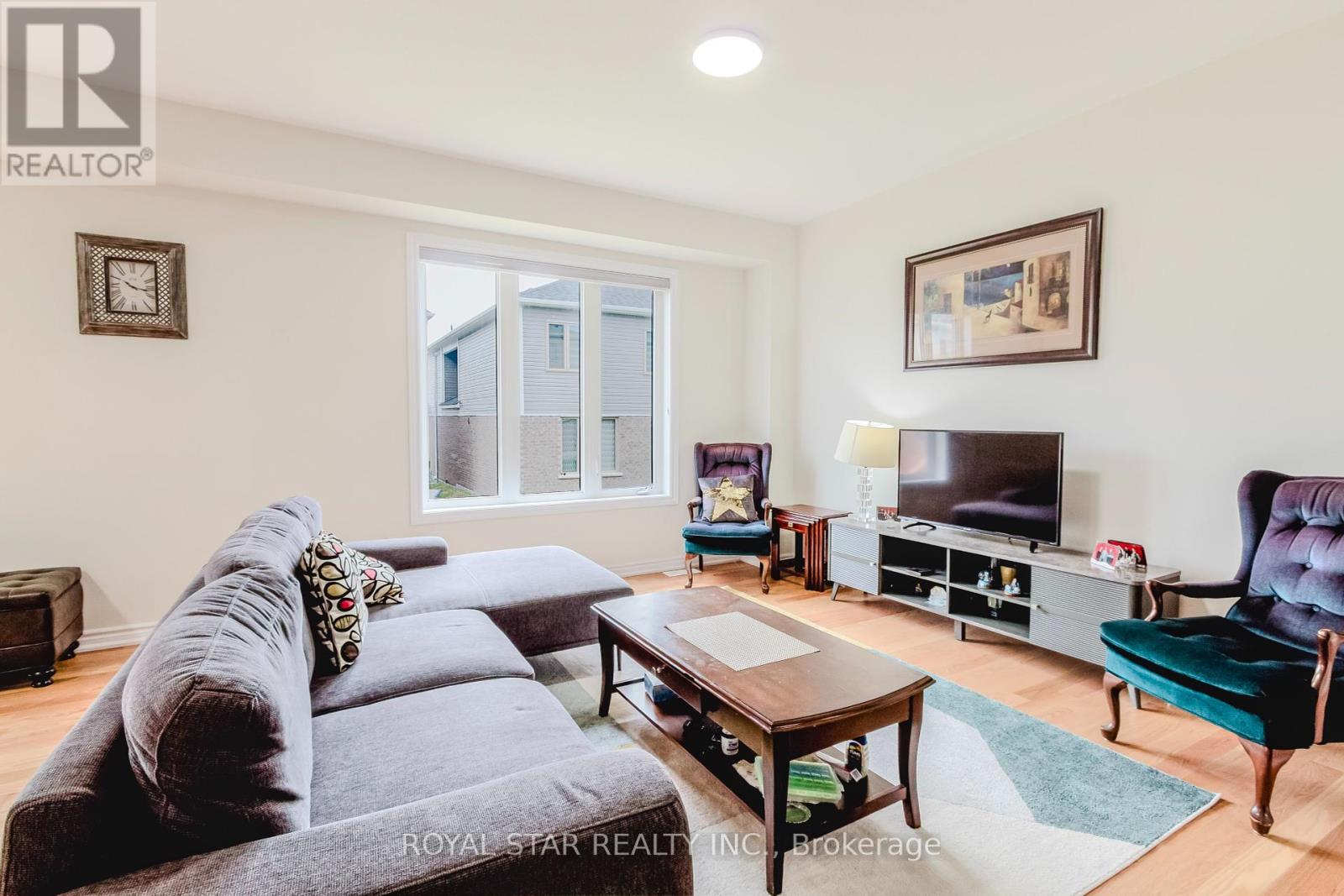 14 Heming Street, Brant, Ontario  N3L 0M5 - Photo 10 - X12339270