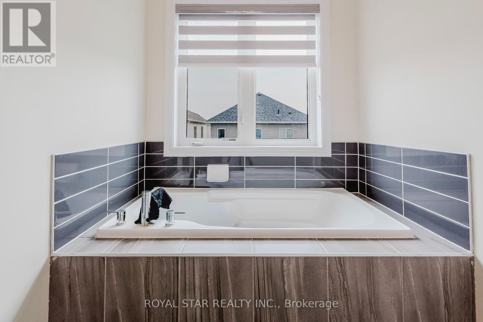 14 Heming Street, Brant, Ontario  N3L 0M5 - Photo 30 - X12339270