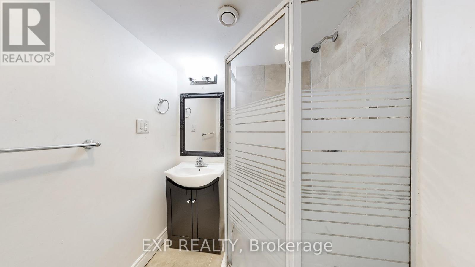 78 Martimas Avenue, Hamilton, Ontario  L8H 3N3 - Photo 32 - X12339306