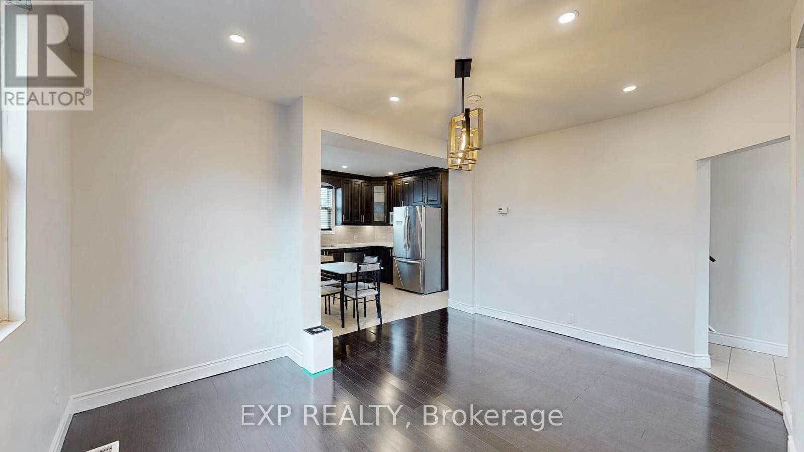 78 Martimas Avenue, Hamilton, Ontario  L8H 3N3 - Photo 8 - X12339306
