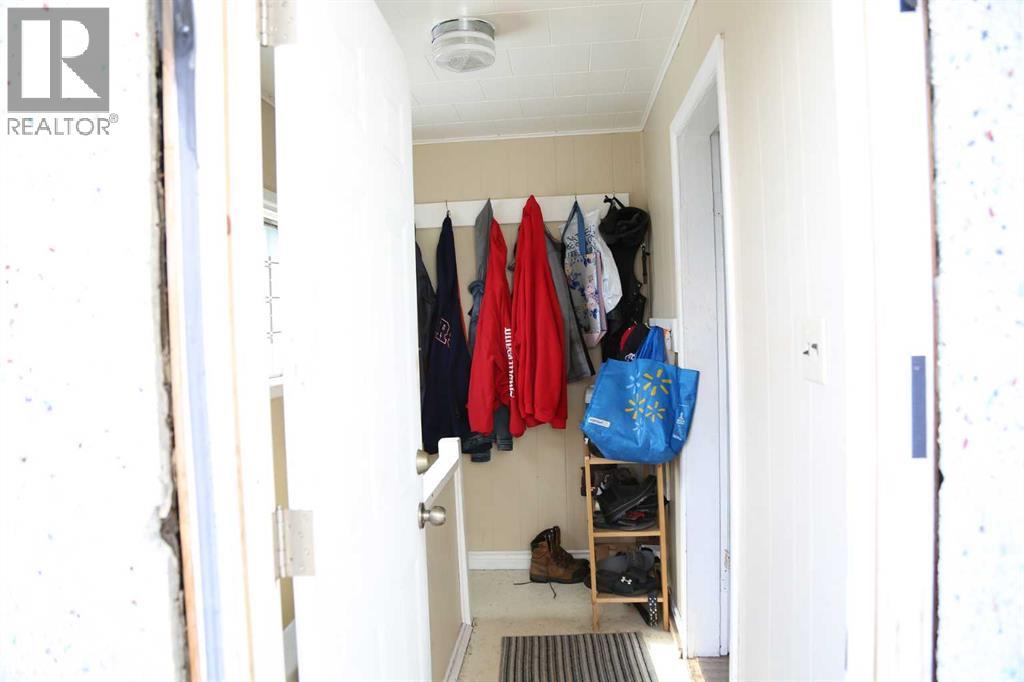 7070 18 Avenue, Coleman, Alberta  T0K 0M0 - Photo 15 - A2230985