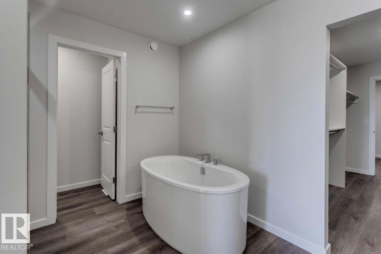 14 Chartres Cl, St. Albert, Alberta  T8N 6A9 - Photo 35 - E4436027