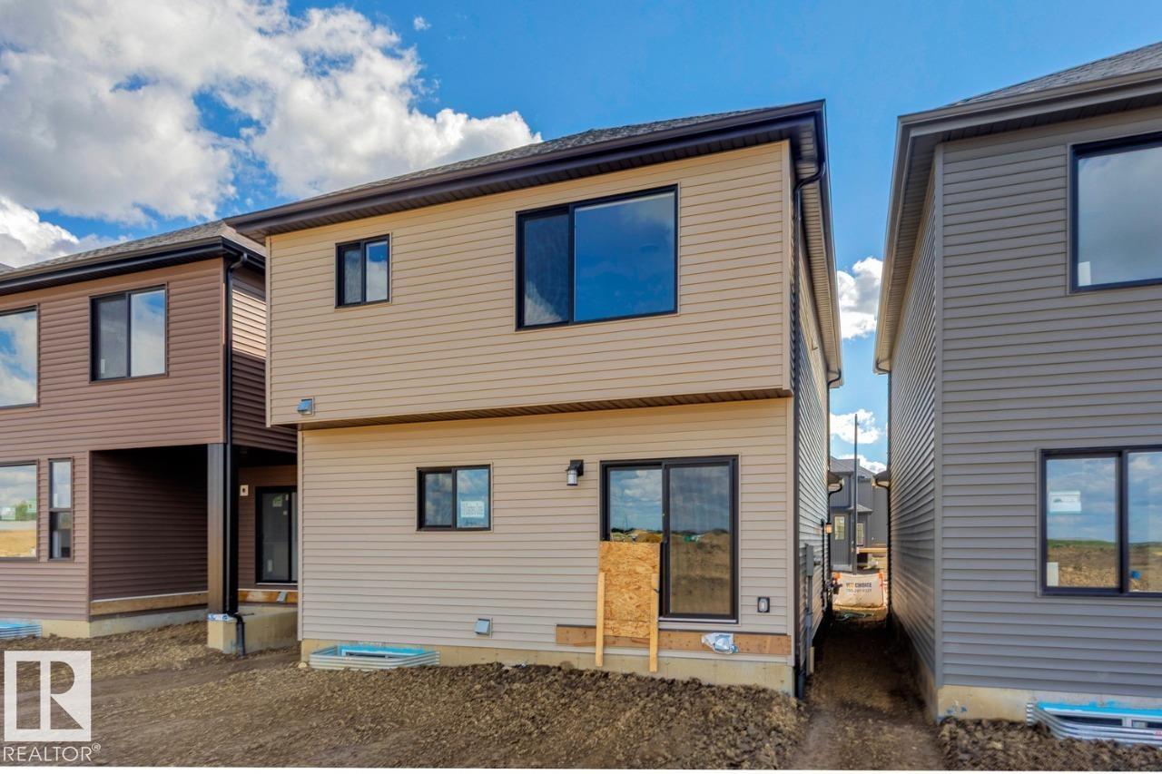 Property at 16 Chartres CL image 4