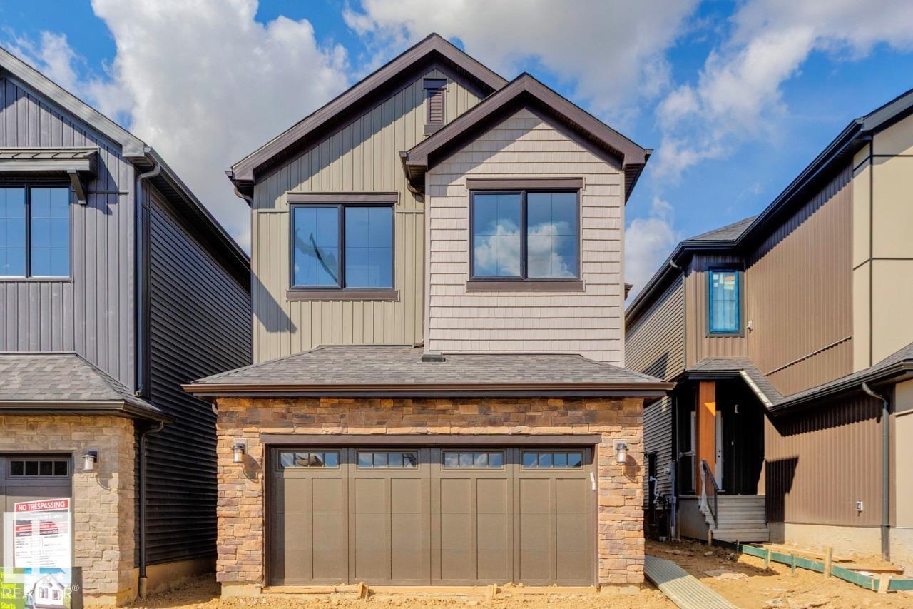 Property at 16 Chartres CL image 1