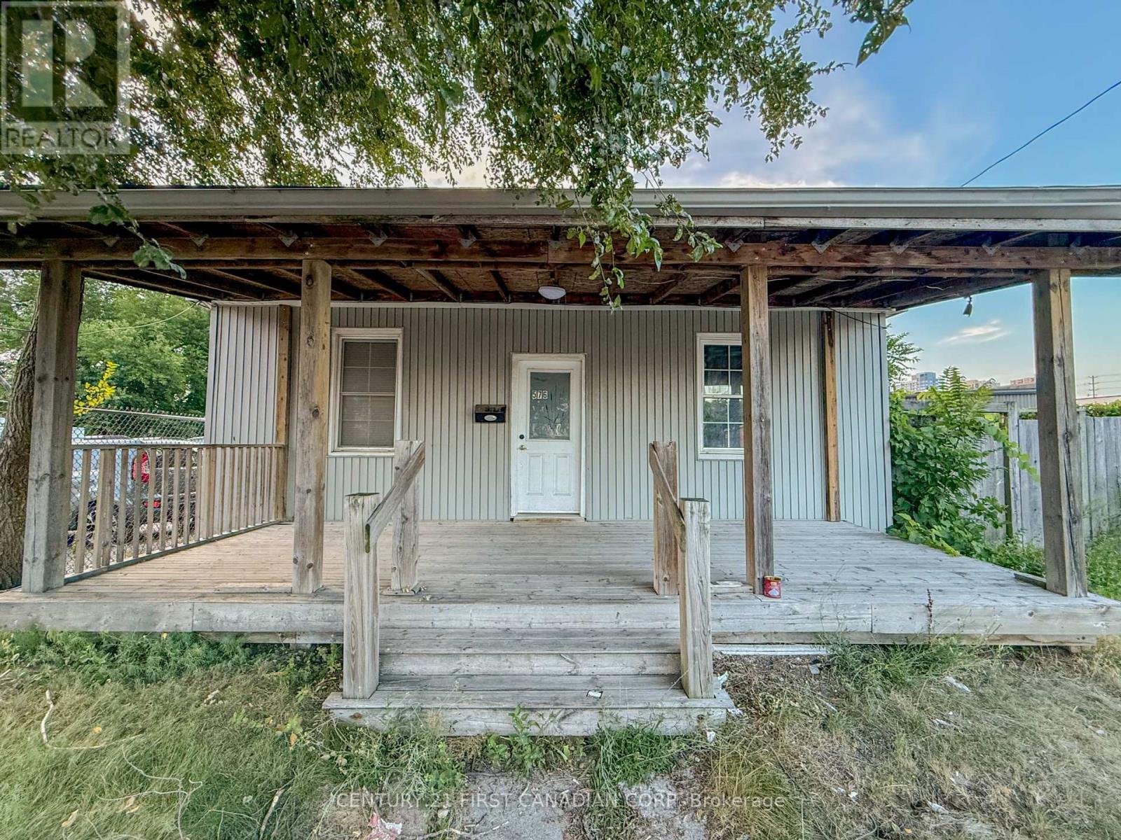 Property at 576 HORTON STREET E image 1