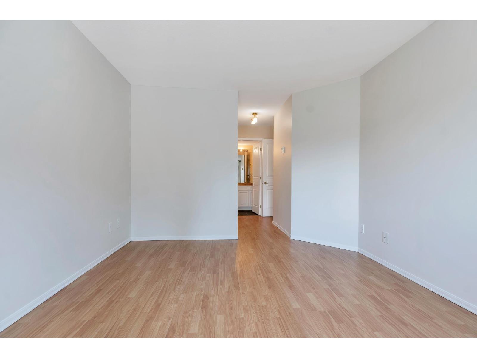 201 13955 Laurel Drive, Surrey, British Columbia  V3T 1A8 - Photo 17 - R3036022