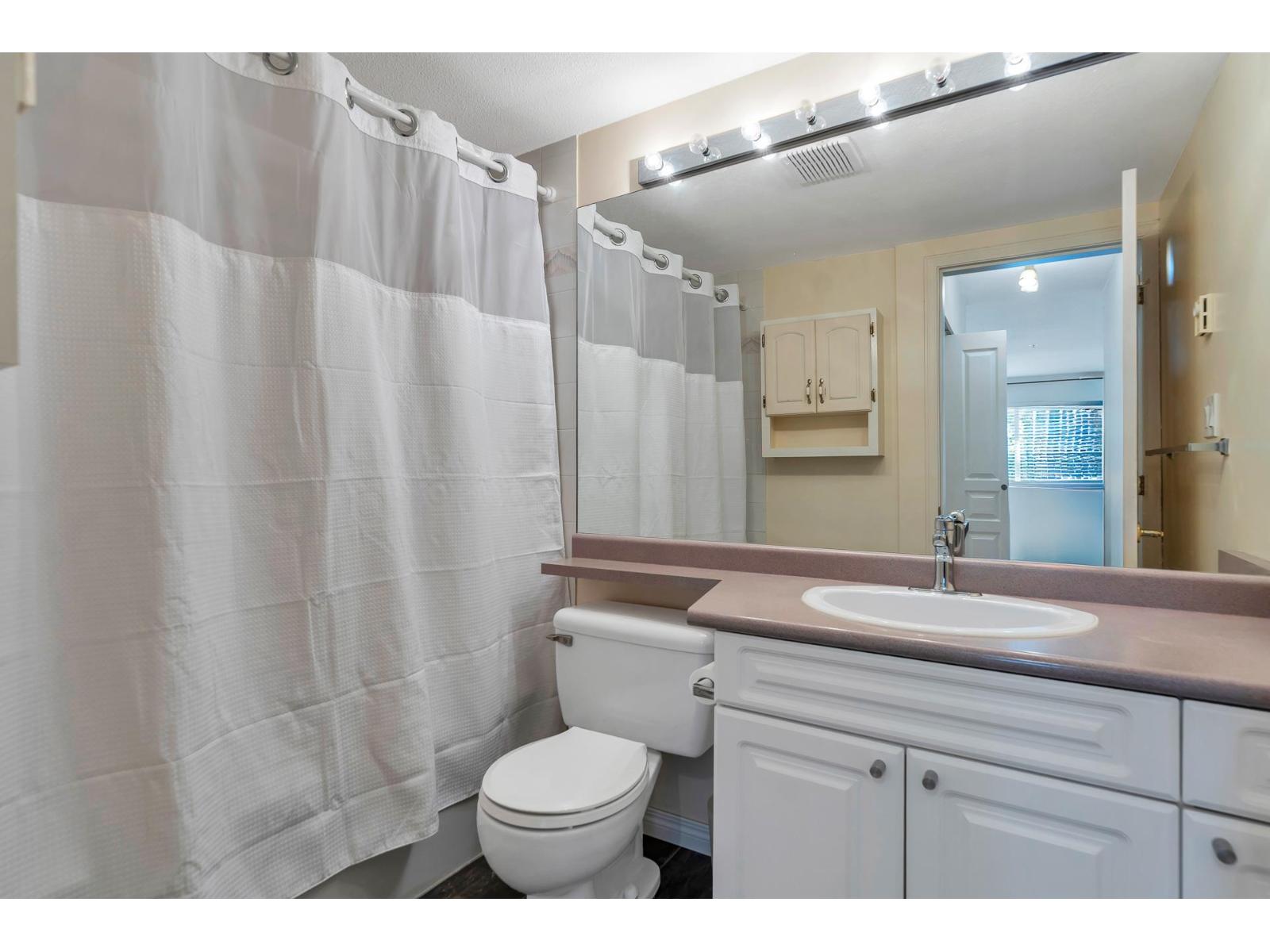 201 13955 Laurel Drive, Surrey, British Columbia  V3T 1A8 - Photo 19 - R3036022
