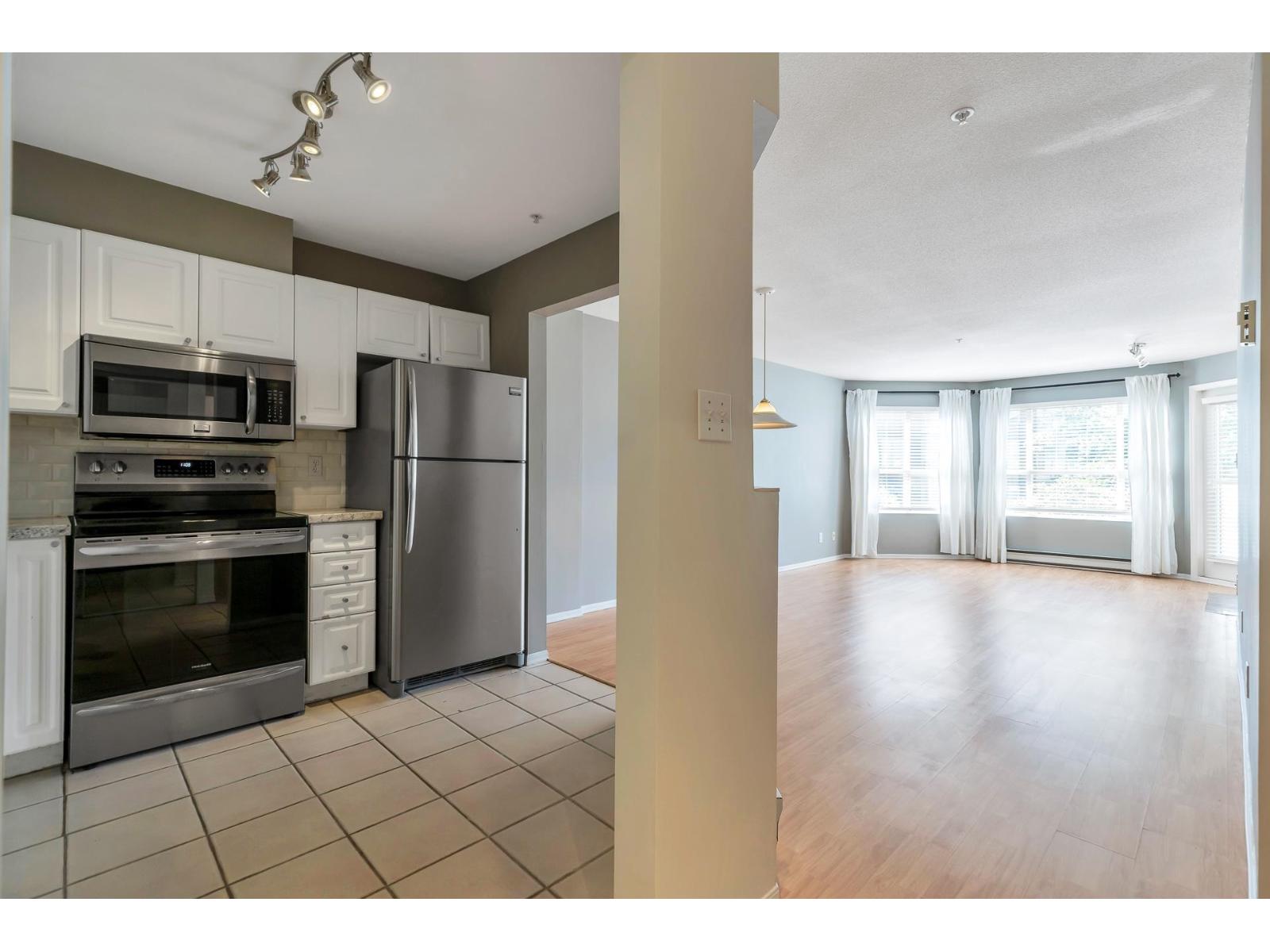 201 13955 Laurel Drive, Surrey, British Columbia  V3T 1A8 - Photo 7 - R3036022
