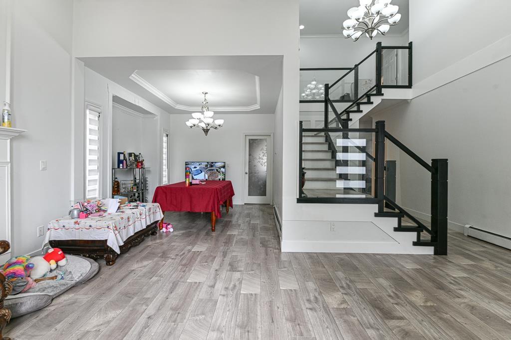 6798 146b Street, Surrey, British Columbia V3S 0Z4 - Photo 4 - R3035564