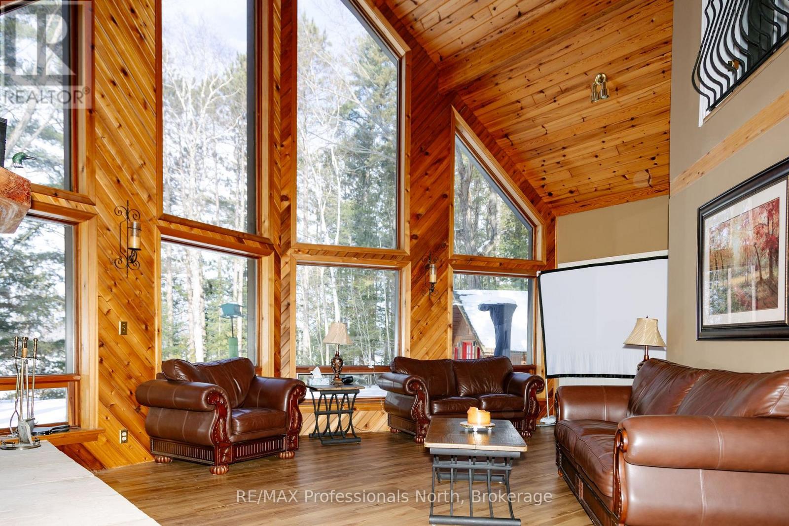 15111 Highway 35, Minden Hills, Ontario  K0M 2K0 - Photo 17 - X12081229