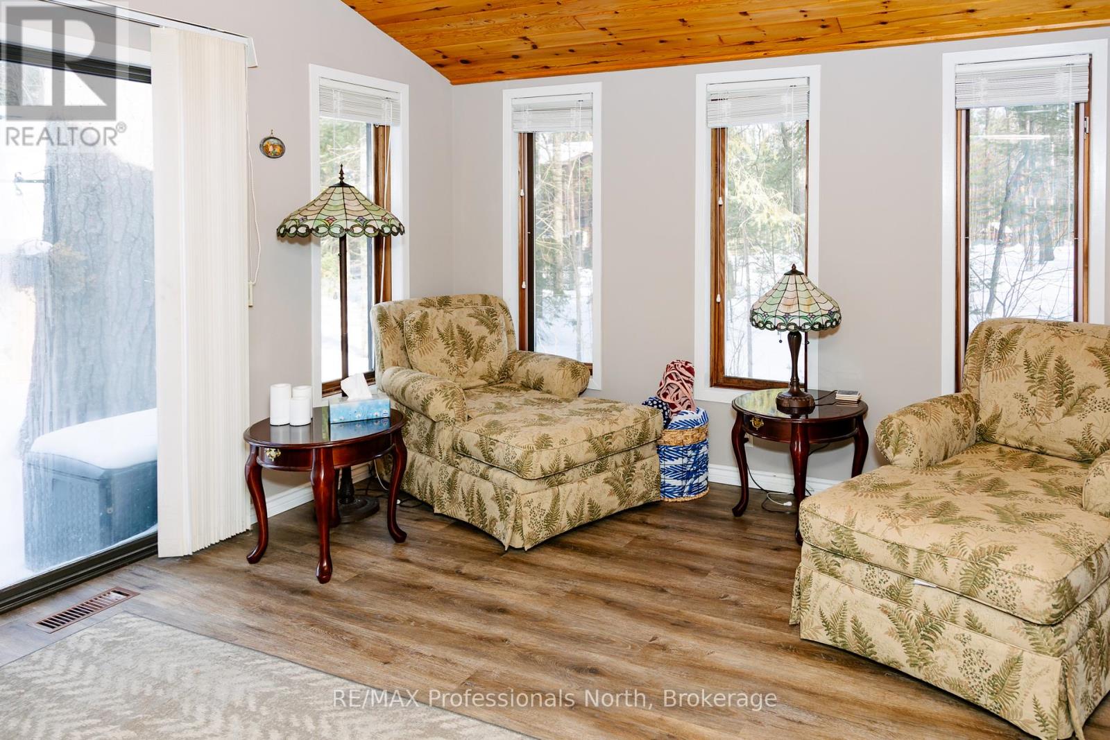 15111 Highway 35, Minden Hills, Ontario  K0M 2K0 - Photo 24 - X12081229