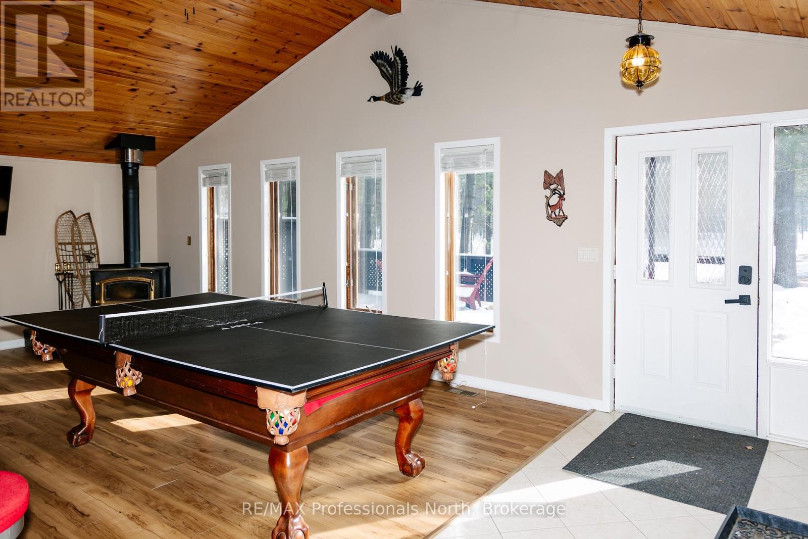 15111 Highway 35, Minden Hills, Ontario  K0M 2K0 - Photo 6 - X12081229
