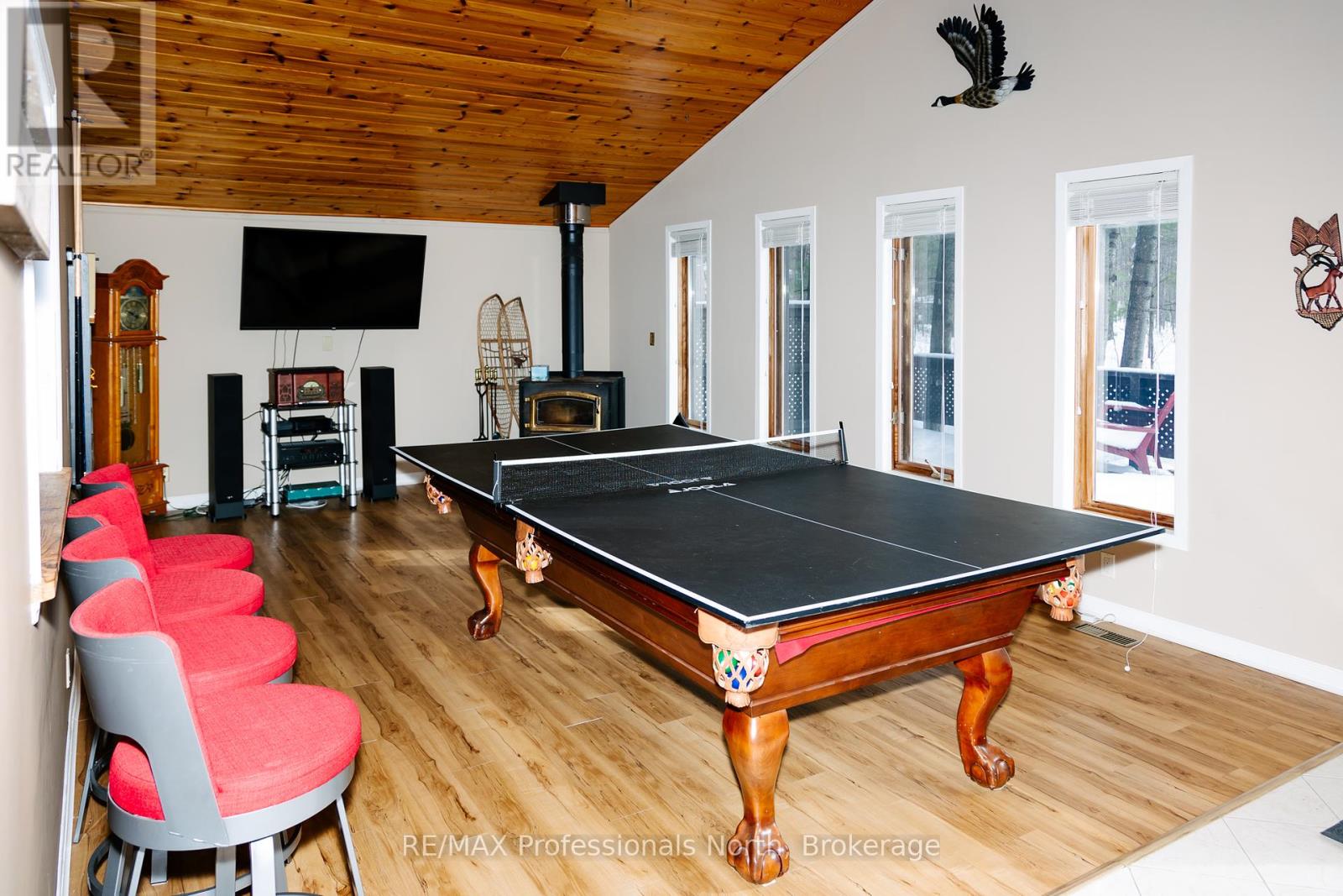 15111 Highway 35, Minden Hills, Ontario  K0M 2K0 - Photo 7 - X12081229