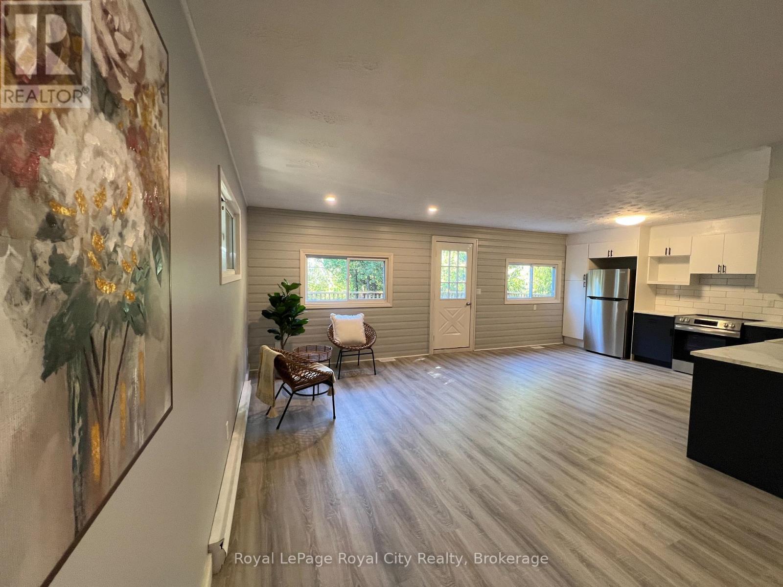 48 Harpur Drive, Northern Bruce Peninsula, Ontario  N0H 2R0 - Photo 10 - X12125555