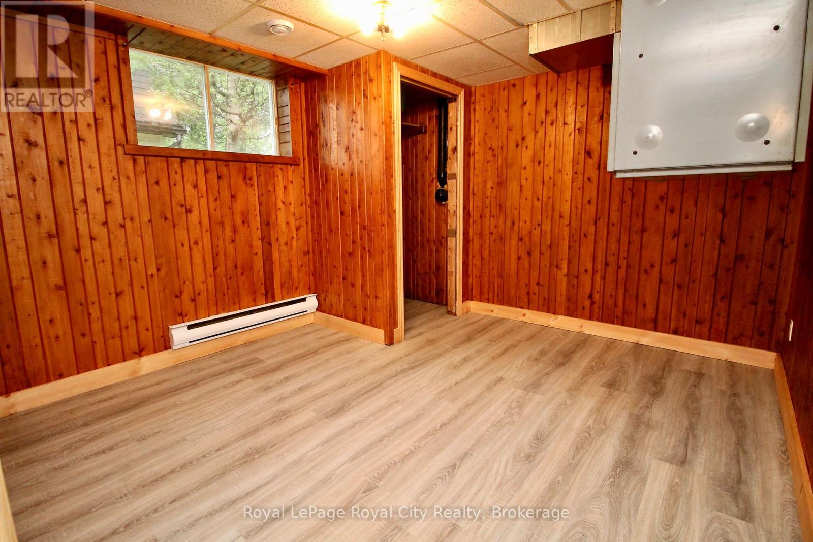 48 Harpur Drive, Northern Bruce Peninsula, Ontario  N0H 2R0 - Photo 19 - X12125555