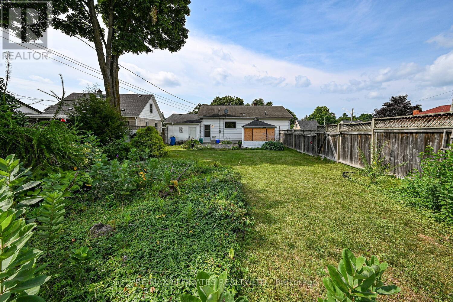 65 Jasper Avenue, Smiths Falls, Ontario  K7A 4C7 - Photo 37 - X12339440