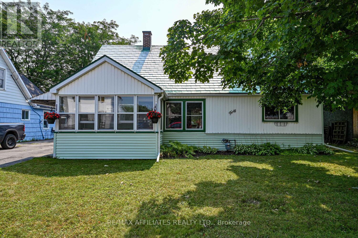 Property at 40 OAK STREET image 1