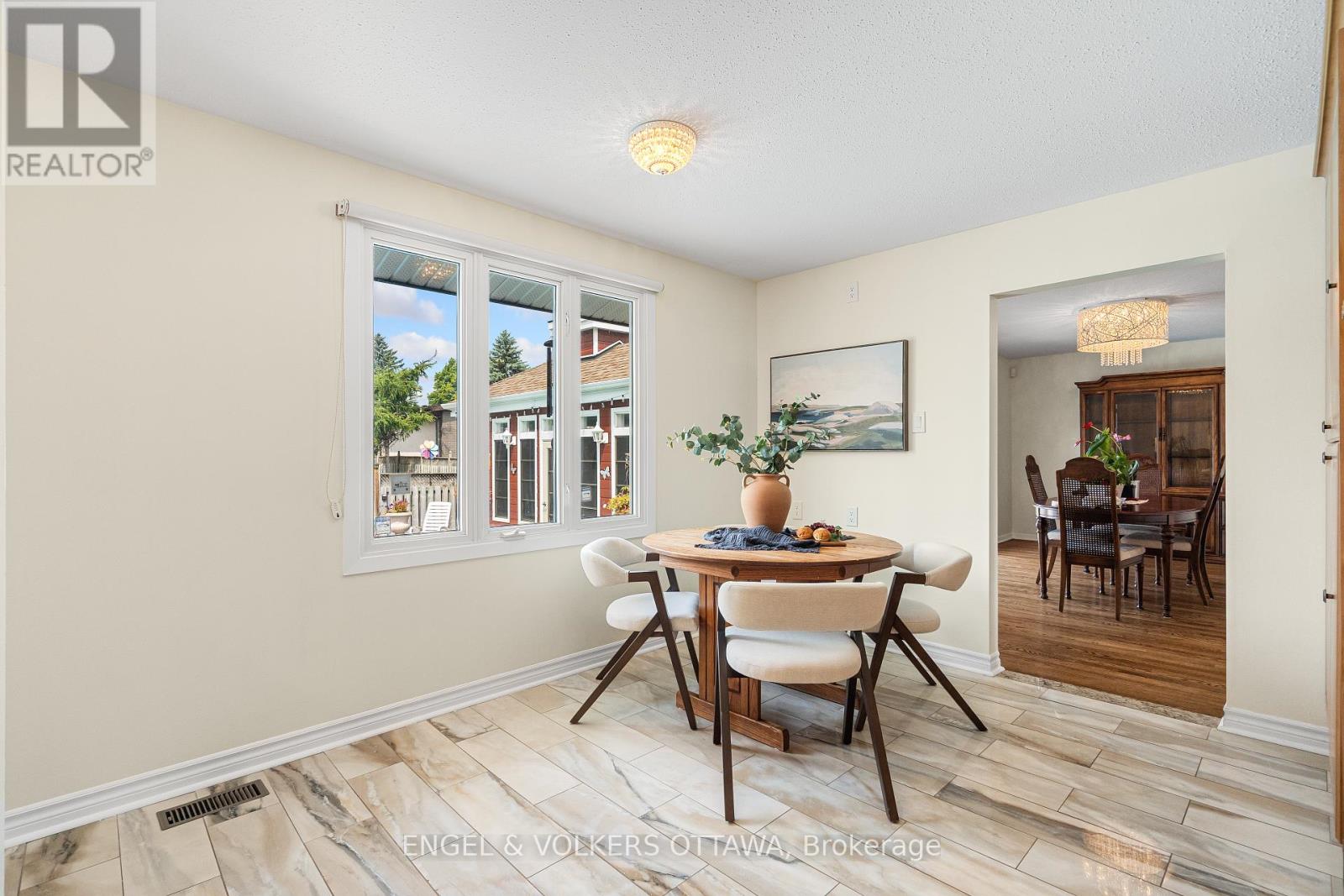 16 Benson Street, Ottawa, Ontario  K2E 5J5 - Photo 13 - X12339566