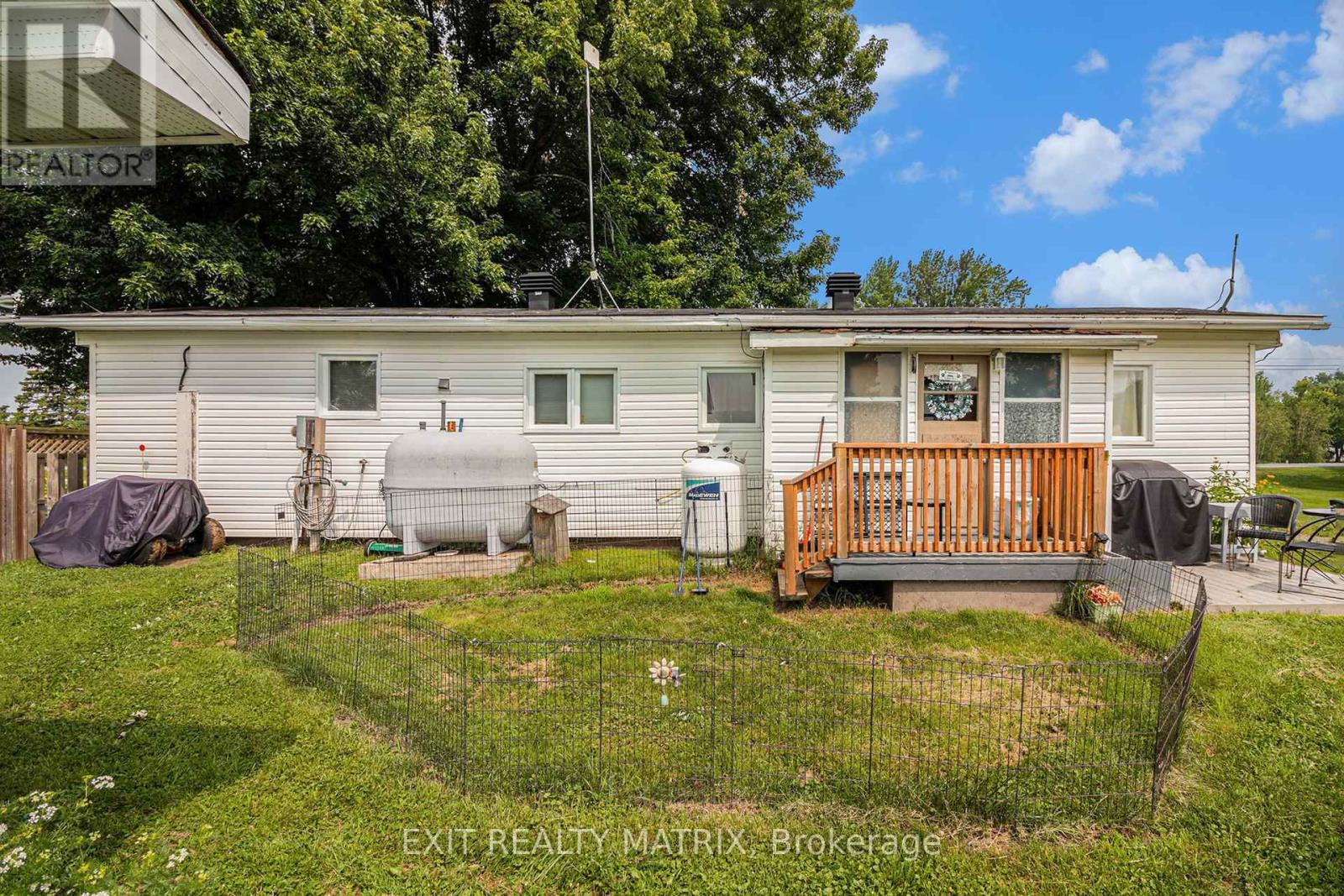 870 Concession 1 Road, Alfred And Plantagenet, Ontario  K0B 1L0 - Photo 20 - X12339584