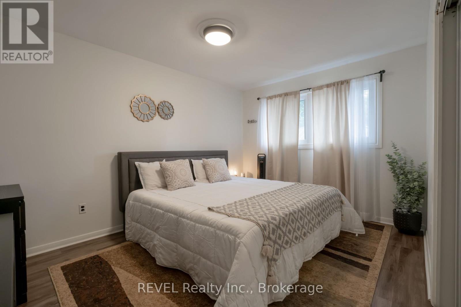 26 Hillgarden Road, St. Catharines, Ontario  L2T 2W6 - Photo 17 - X12339436