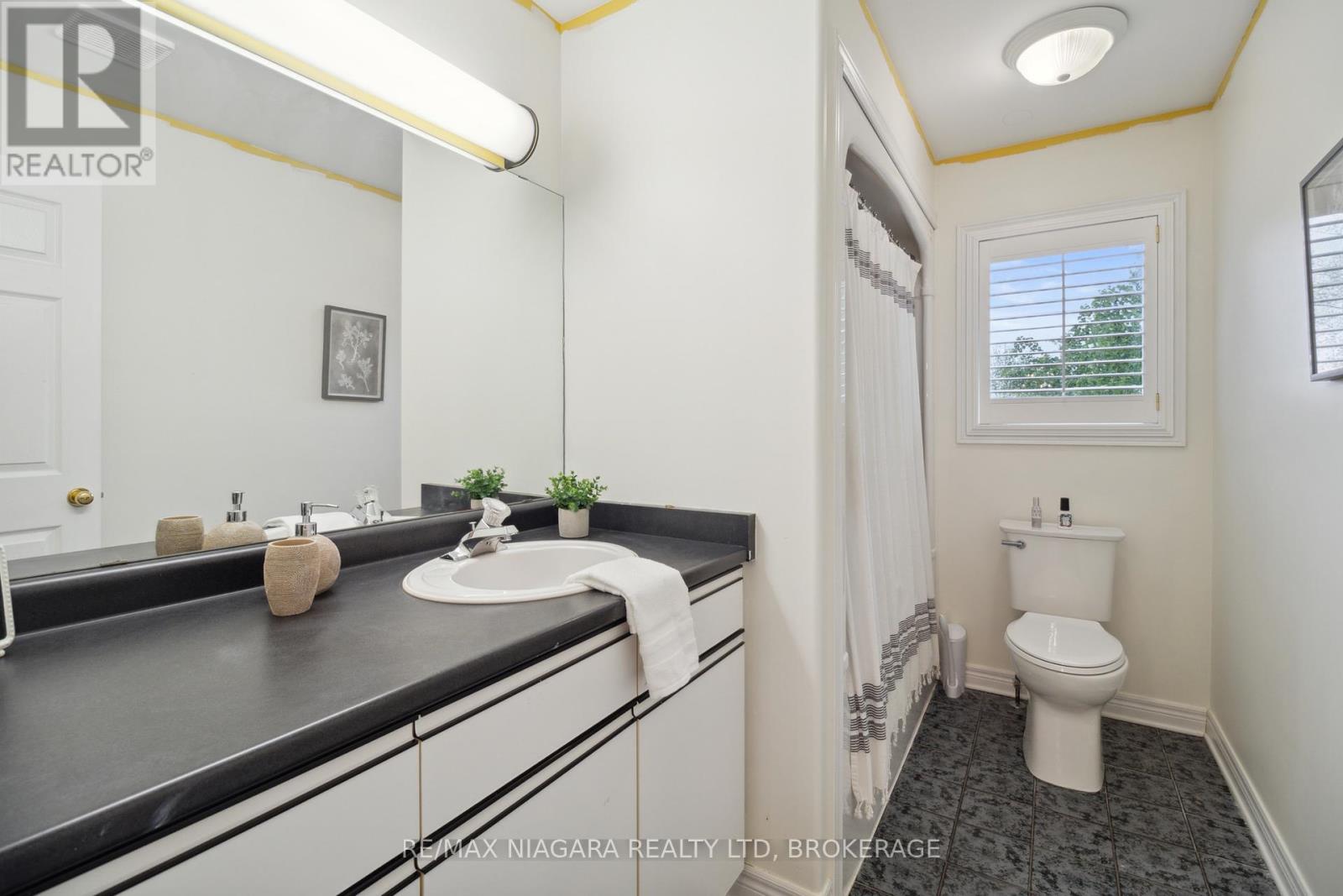 7955 Harvest Crescent, Niagara Falls, Ontario  L2H 3G7 - Photo 32 - X12339466
