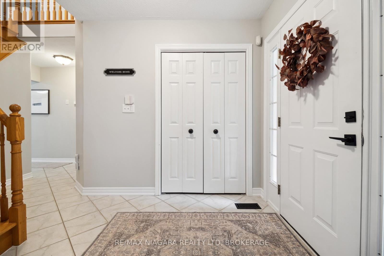 7955 Harvest Crescent, Niagara Falls, Ontario  L2H 3G7 - Photo 5 - X12339466