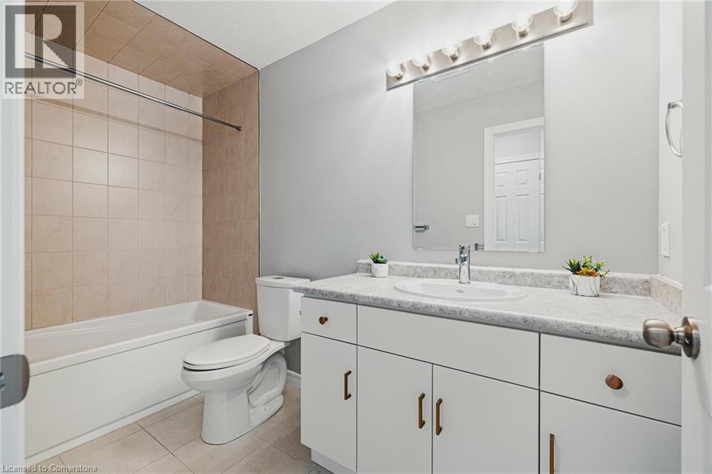 104 Lomond Lane, Kitchener, Ontario  N2R 0T6 - Photo 9 - 40759224