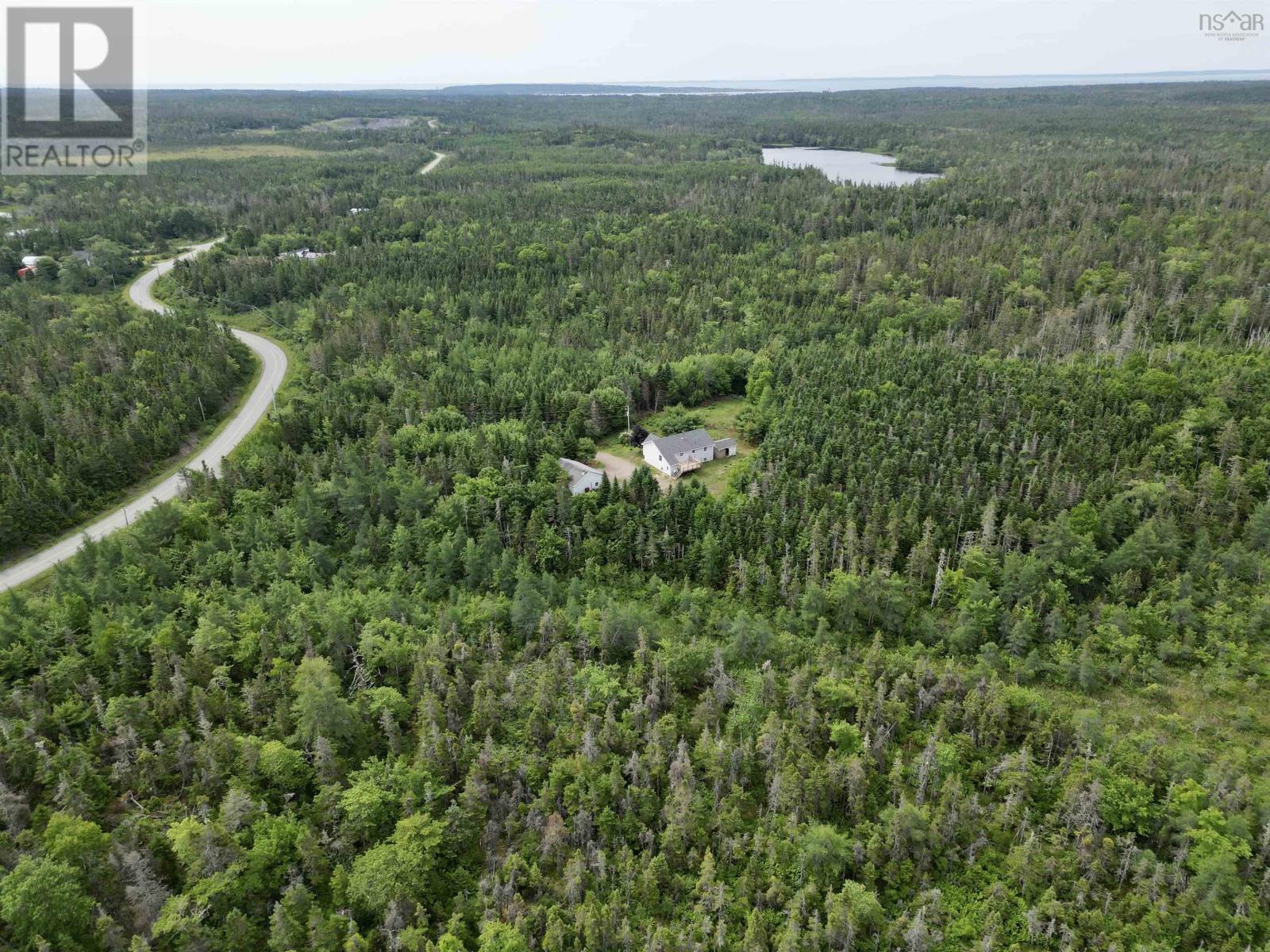 Property at 805 Grandique Road image 4