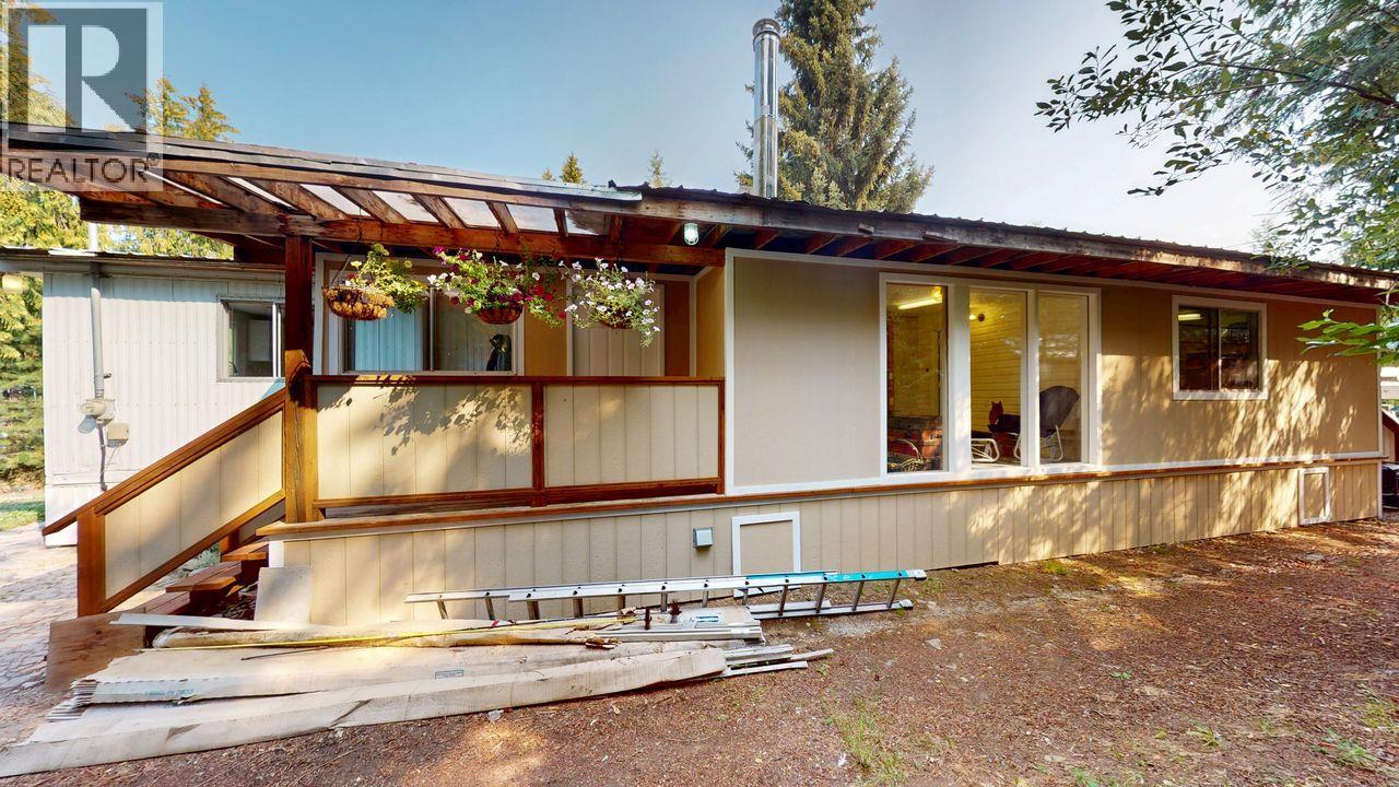 320 Macleod Street, Kitchener, British Columbia  V0B 1W1 - Photo 8 - 10358881