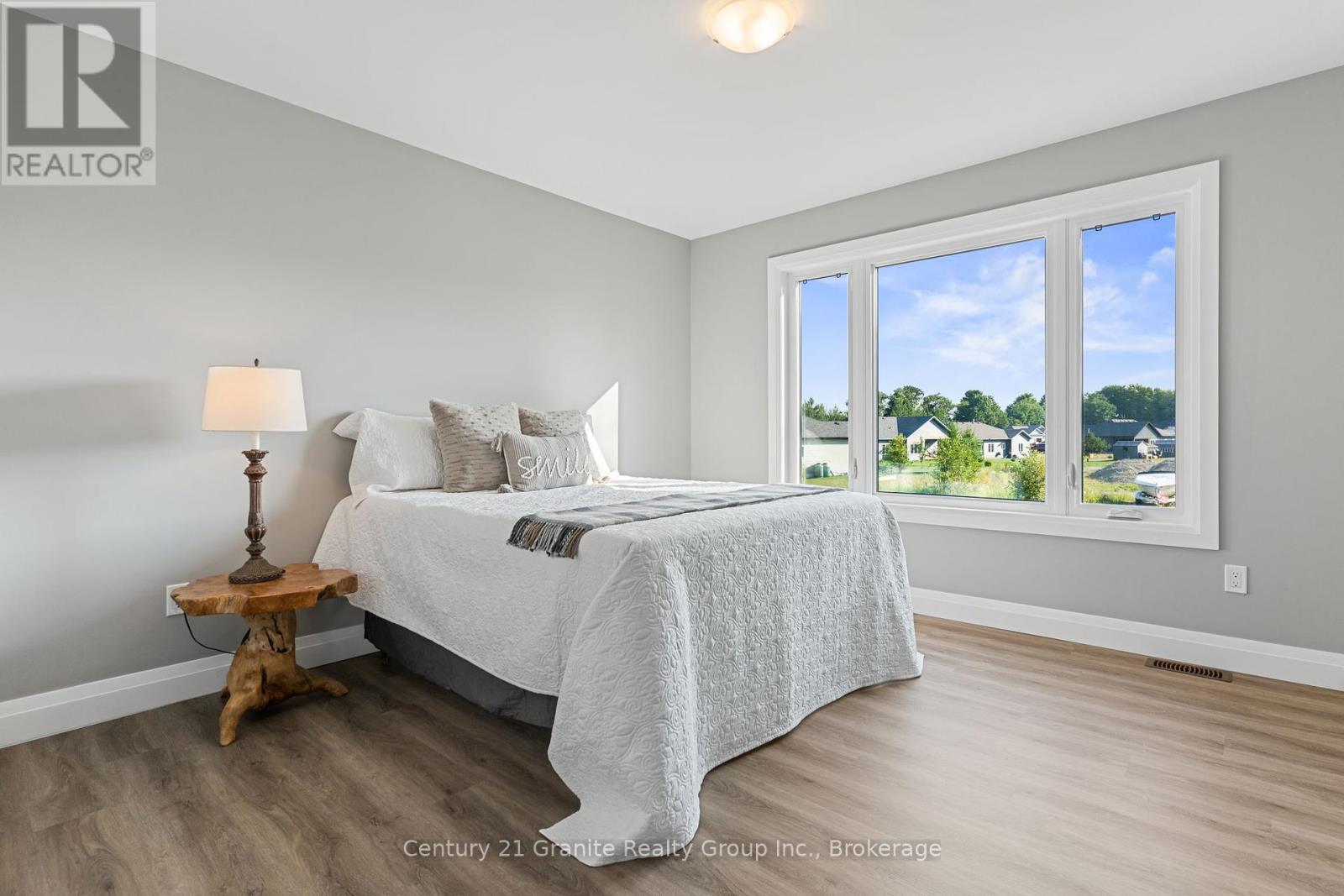 7 Marluc Avenue, Minden Hills, Ontario  K0M 2K0 - Photo 22 - X12339442