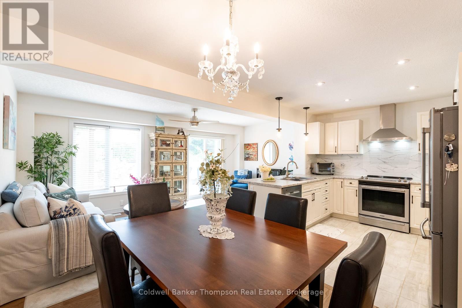 7 Kelsey Madison Court, Huntsville, Ontario  P1H 0E2 - Photo 4 - X12339474