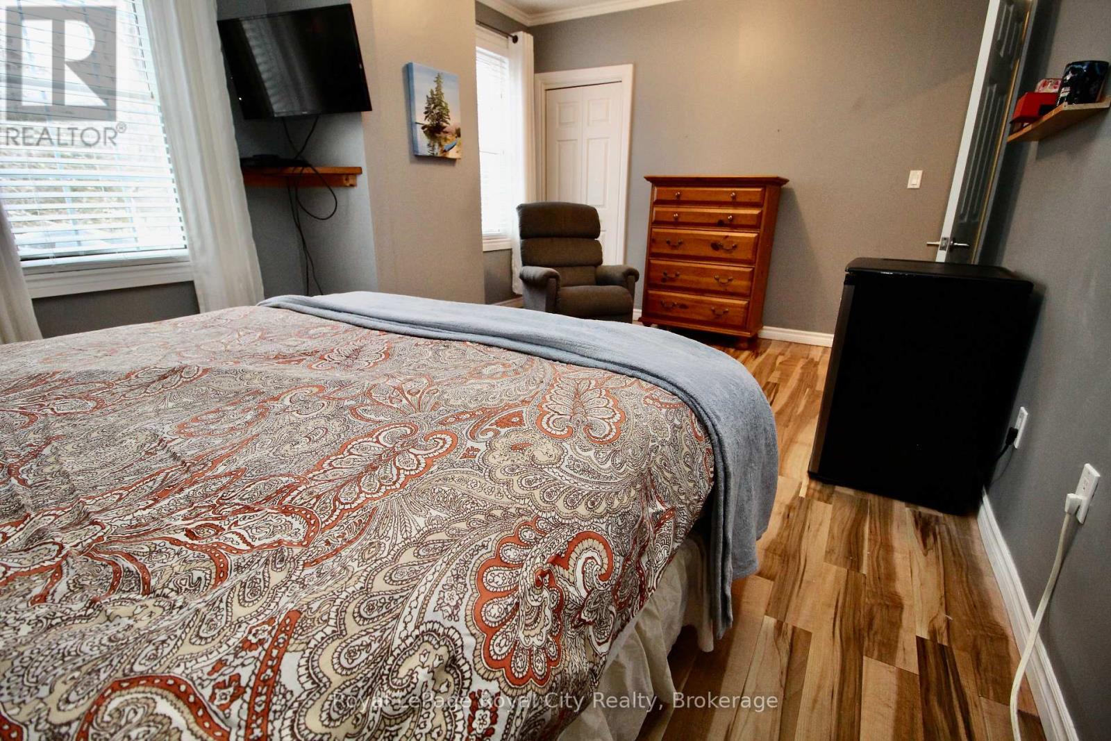 314 Cape Chin Road N, Northern Bruce Peninsula, Ontario  N0H 1W0 - Photo 31 - X12339551