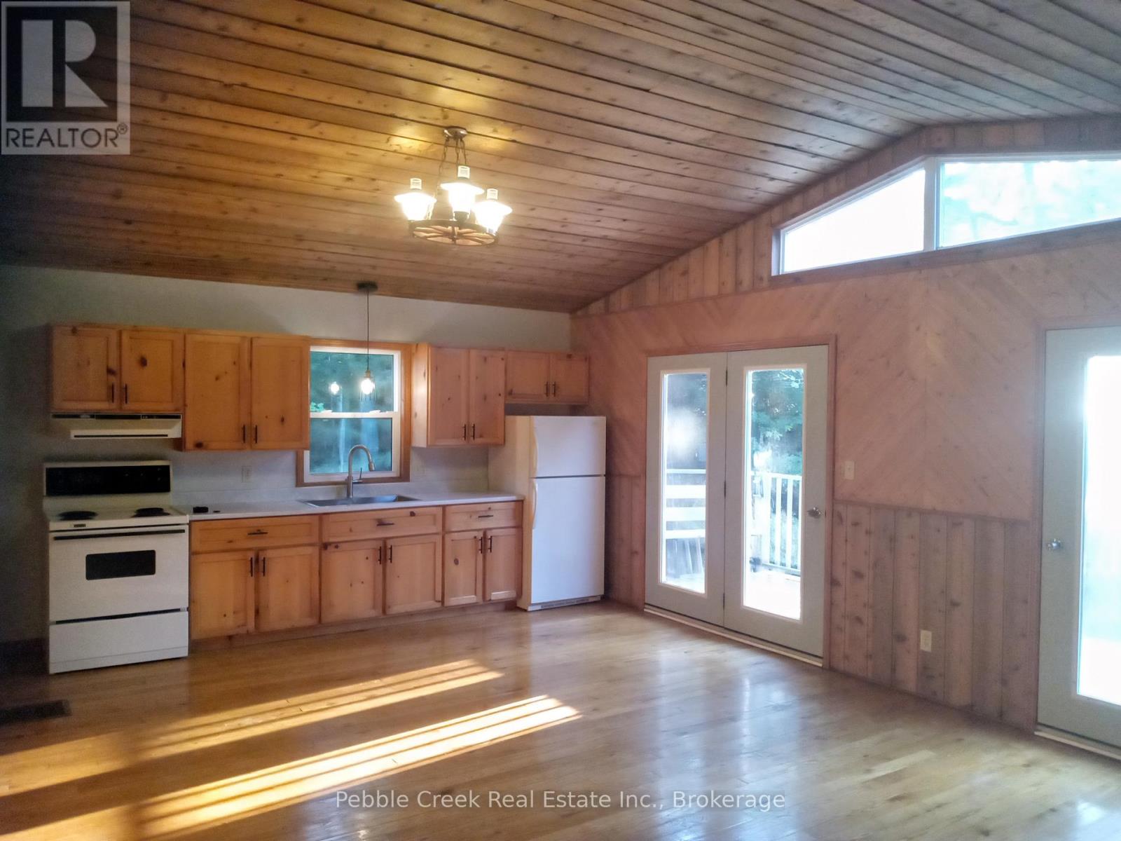 84433 Sunrise Drive, Ashfield-Colborne-Wawanosh, Ontario  N7A 3X9 - Photo 8 - X12339559