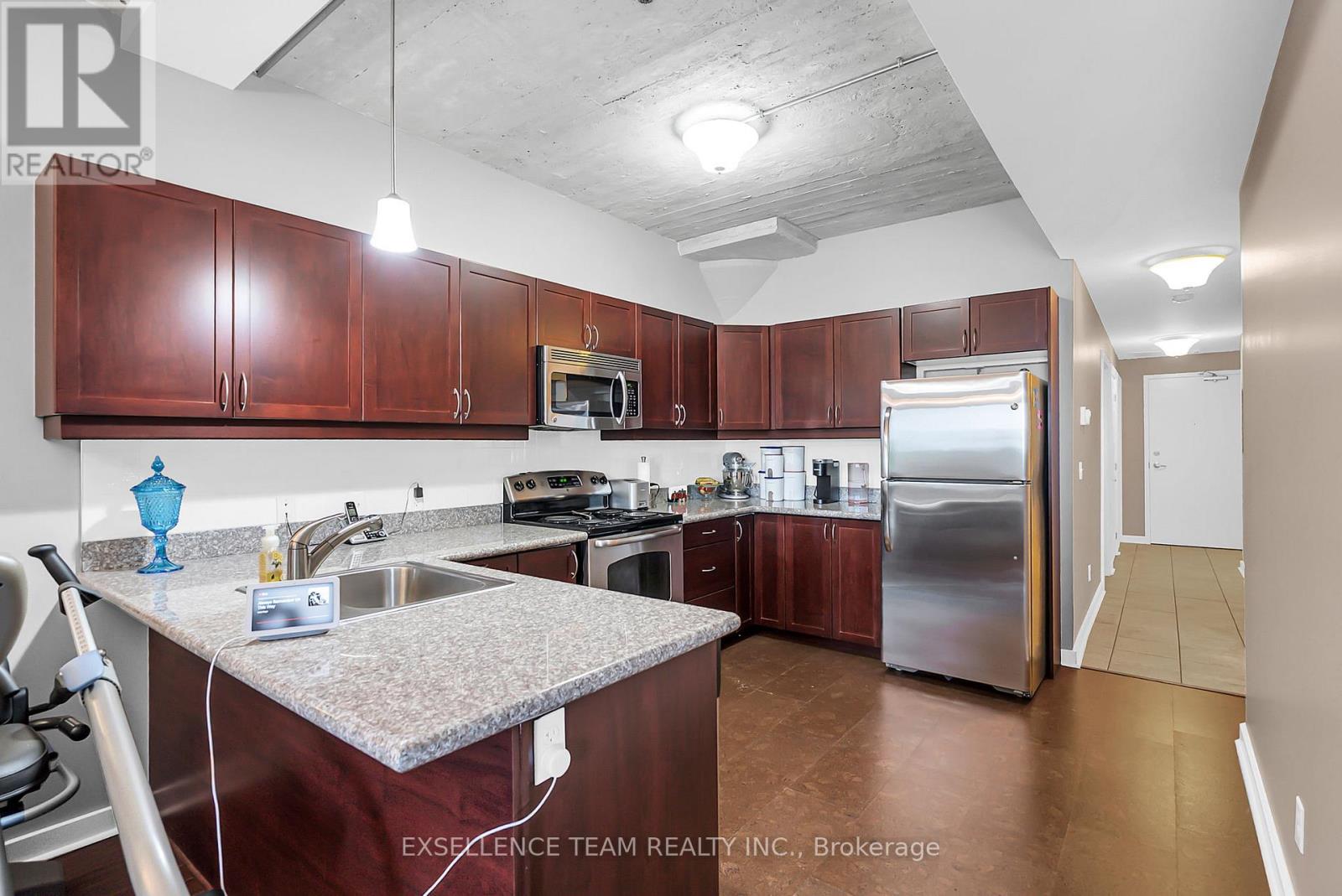 412 - 710 Cotton Mill Street, Cornwall, Ontario  K6H 7L3 - Photo 4 - X12339445