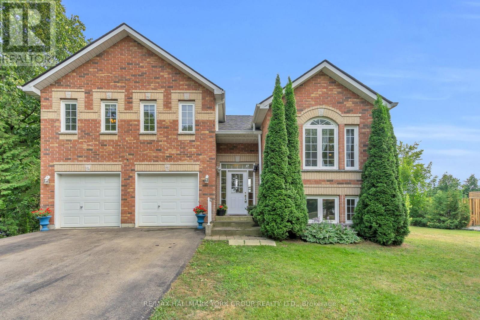 Property at 36 BALL AVENUE E image 1