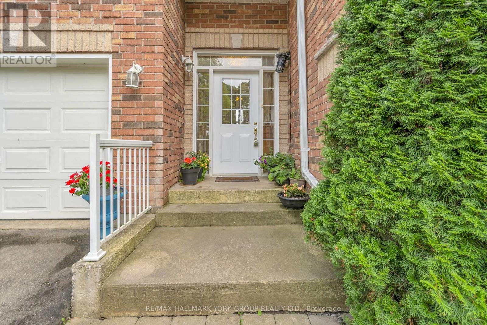Property at 36 BALL AVENUE E image 2