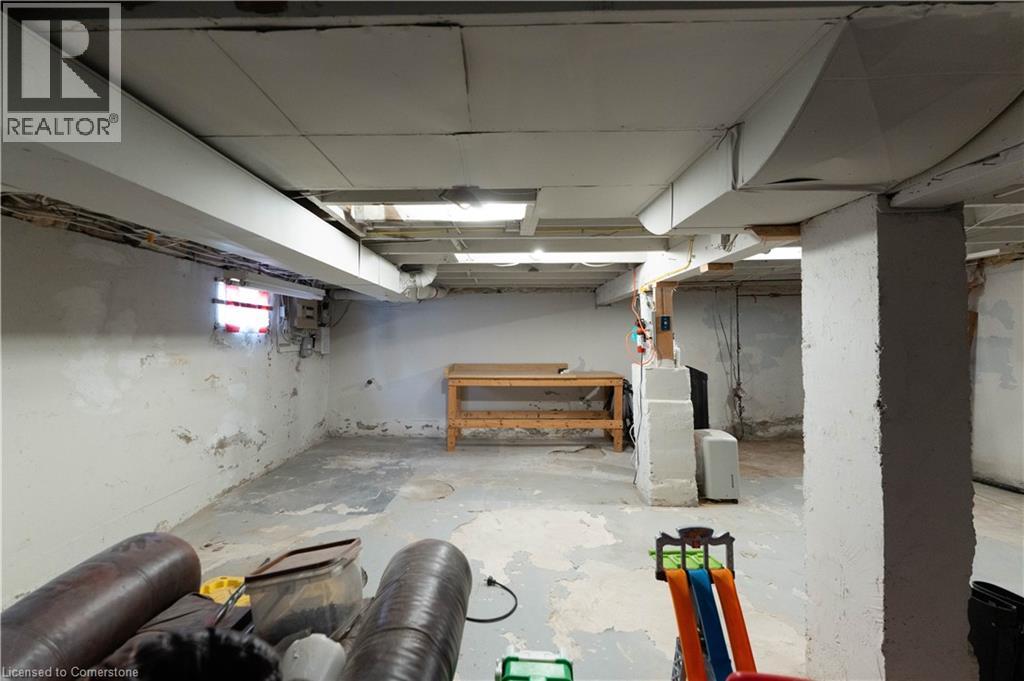 421 Nelson Street, Brantford, Ontario  N3S 4G1 - Photo 33 - 40754049