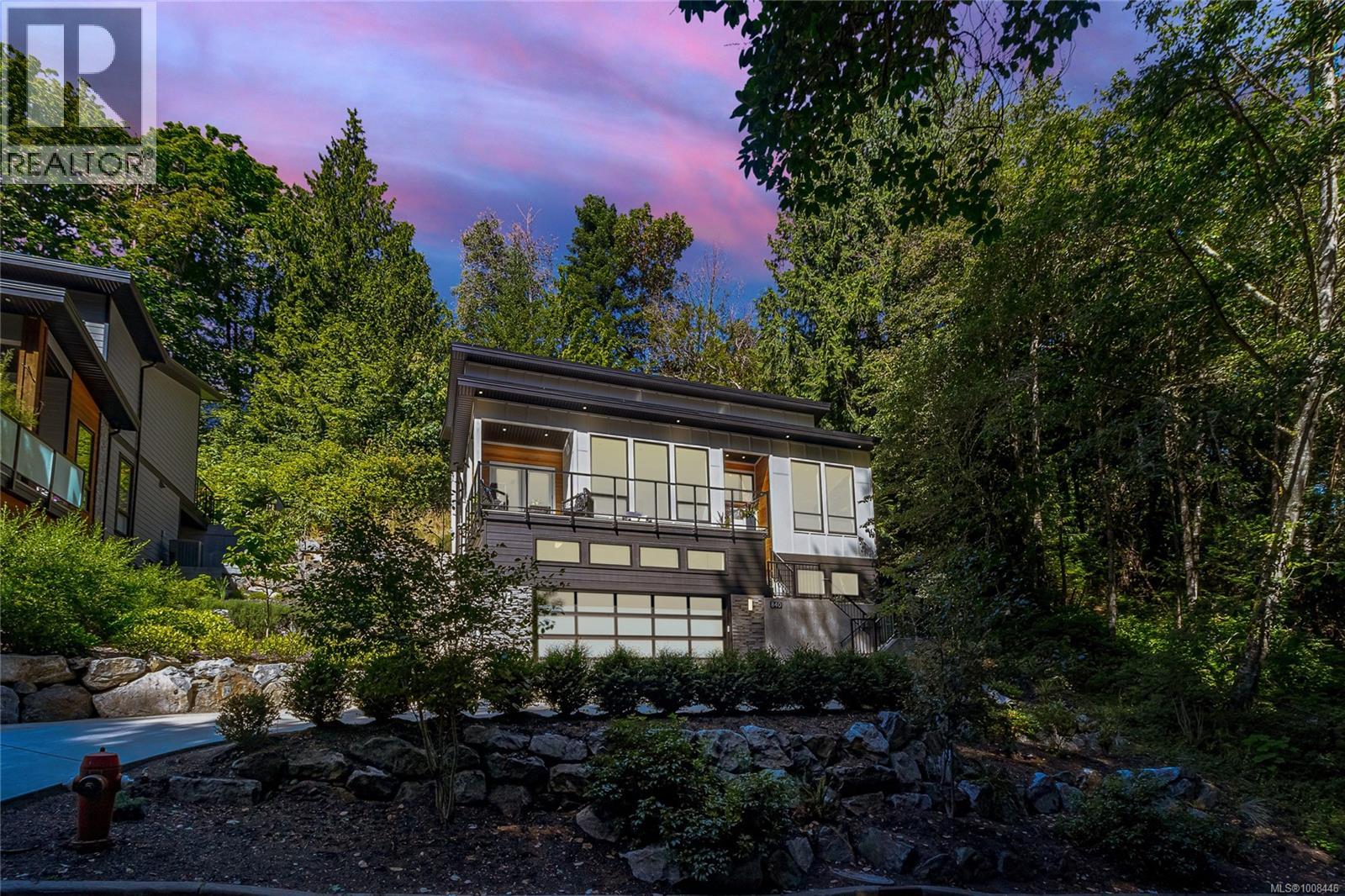 Property at 840 Haliburton Rd image 2