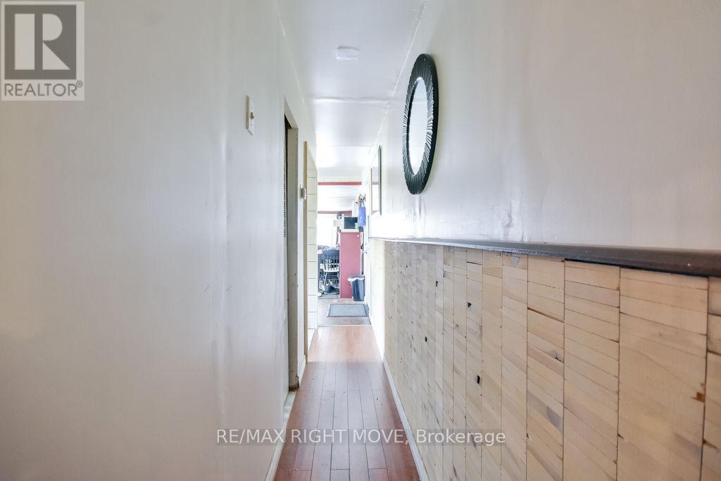 1331 Hilltop Road, Severn, Ontario  L3V 0V1 - Photo 15 - S12339383