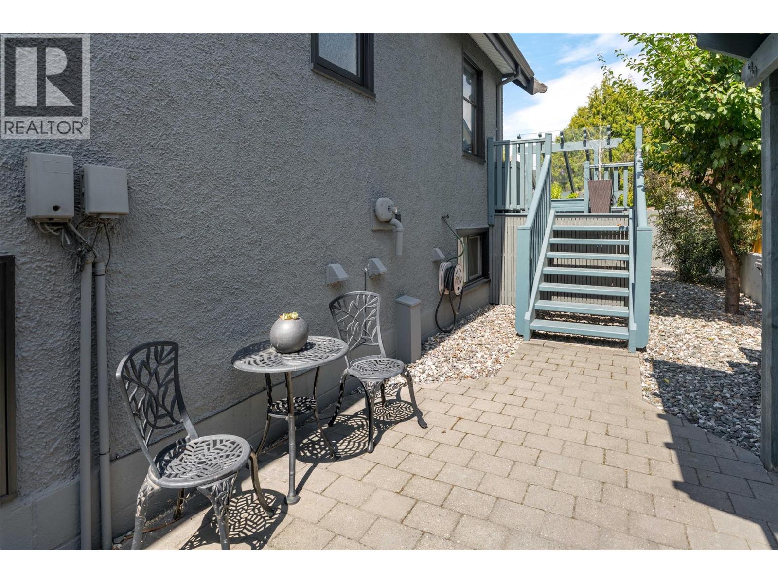 Property at 354 BURNE Avenue image 1