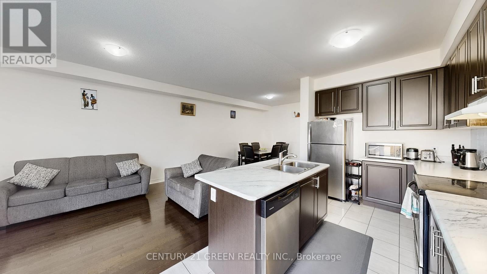 30 Canary Close, Brampton (Credit Valley), Ontario  L6X 5L1 - Photo 15 - W12339379