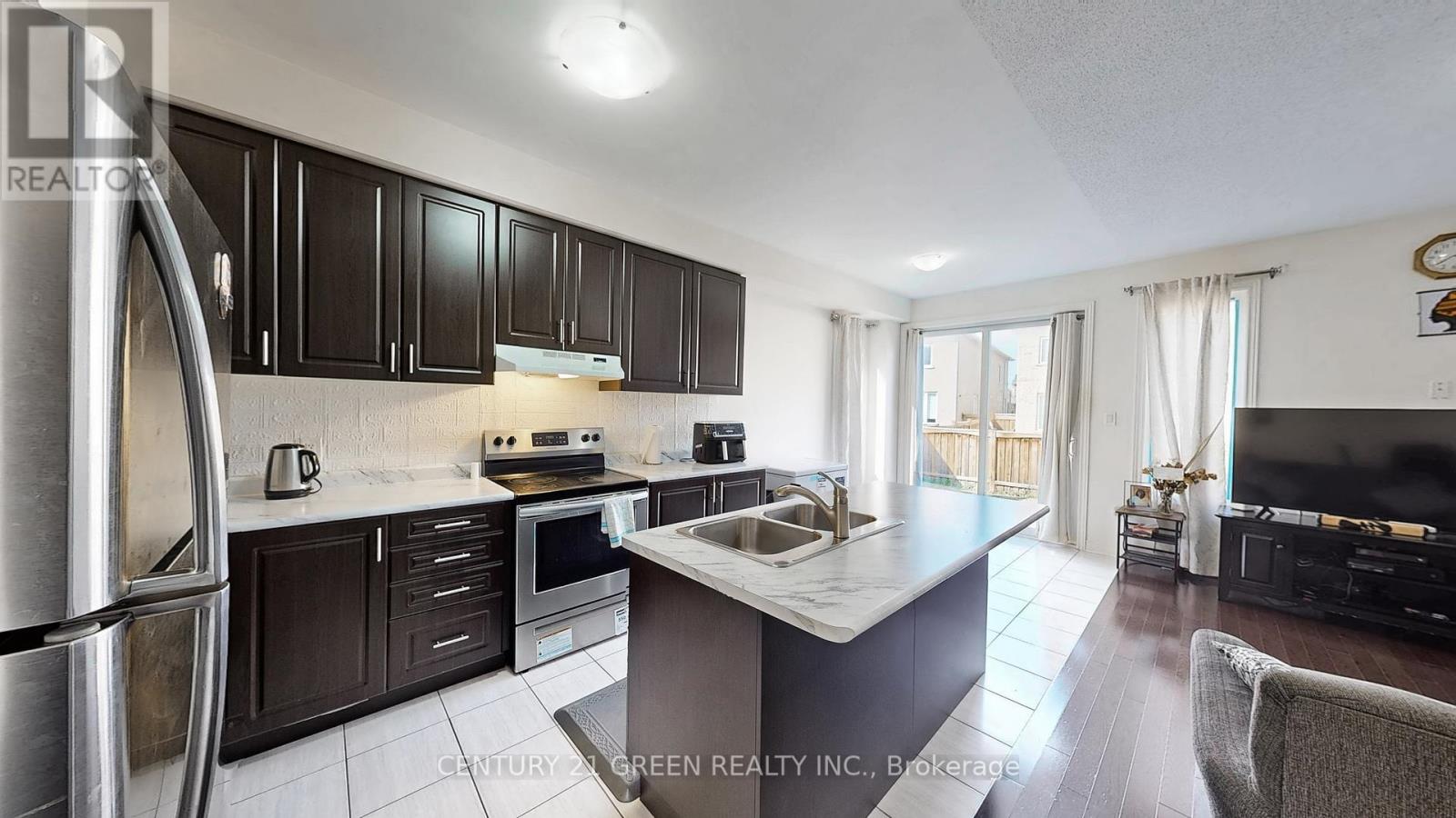 30 Canary Close, Brampton (Credit Valley), Ontario  L6X 5L1 - Photo 16 - W12339379
