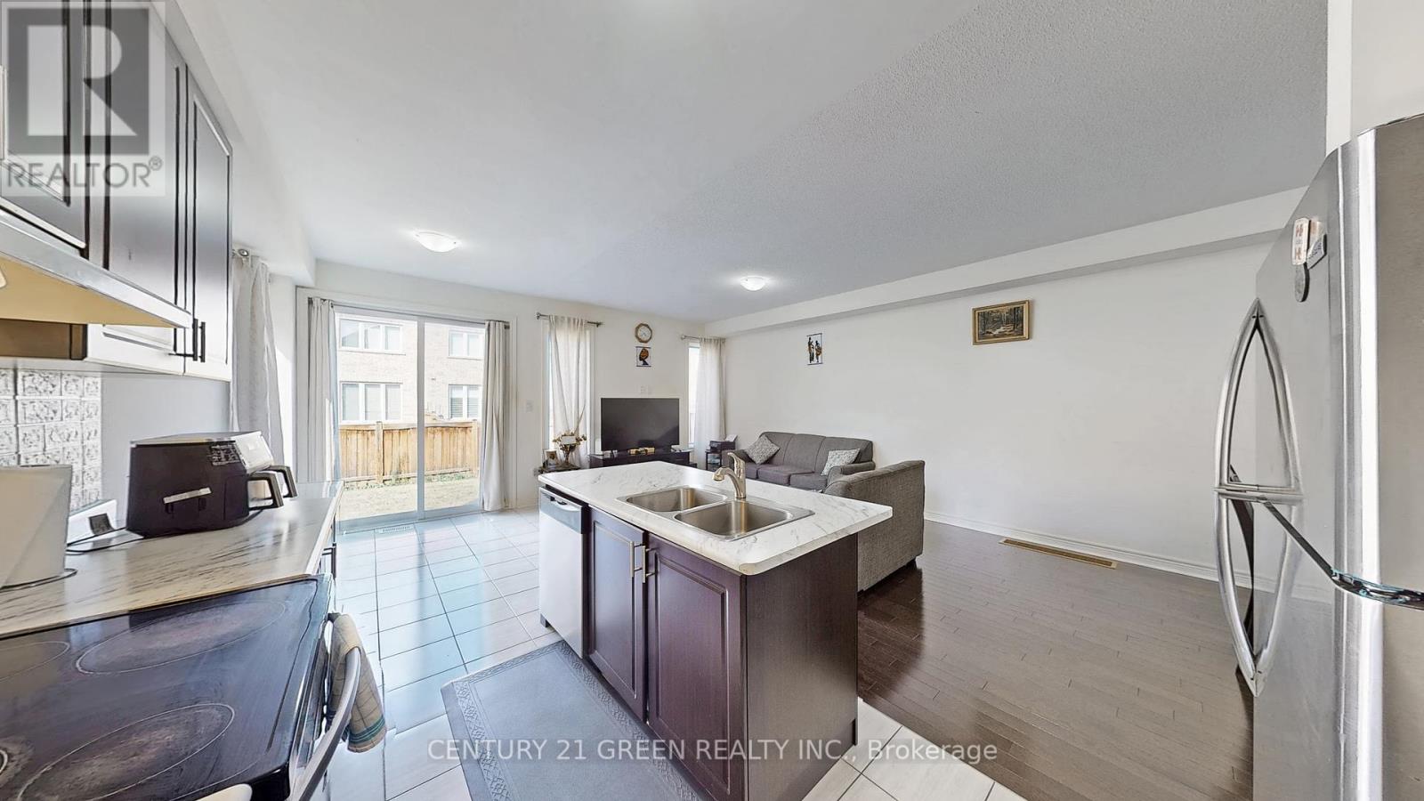 30 Canary Close, Brampton (Credit Valley), Ontario  L6X 5L1 - Photo 17 - W12339379