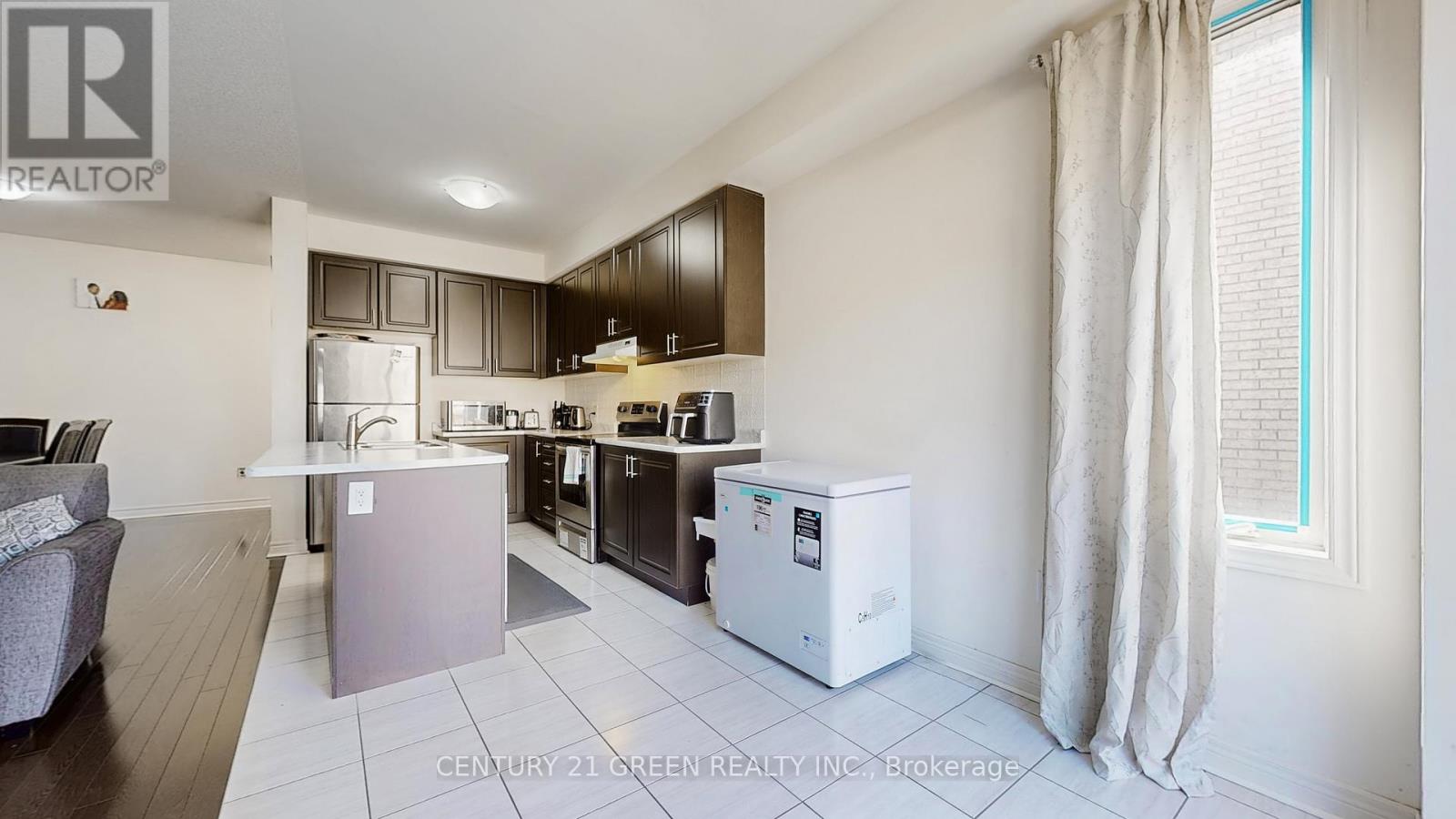 30 Canary Close, Brampton (Credit Valley), Ontario  L6X 5L1 - Photo 20 - W12339379